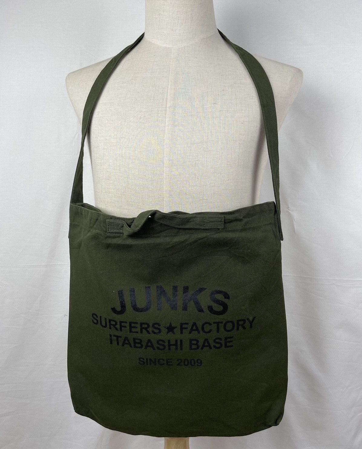 Japanese Brand junks surfers shoulder bag t5 Size ONE SIZE - 1 Thumbnail