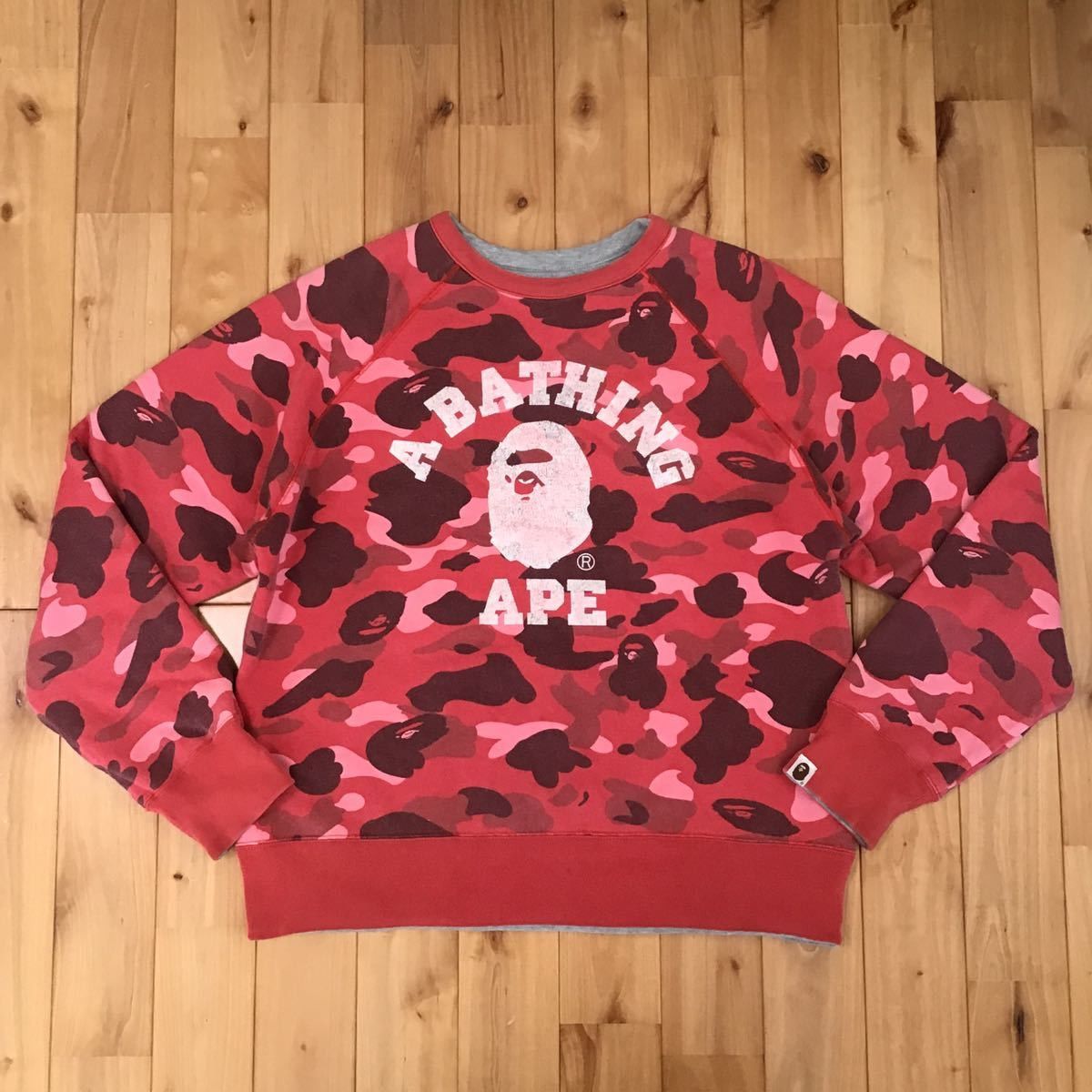 Bape 🔥Reversible🔥 BAPE sta sweat shirt red camo Size US S / EU 44-46 / 1 - 2 Thumbnail
