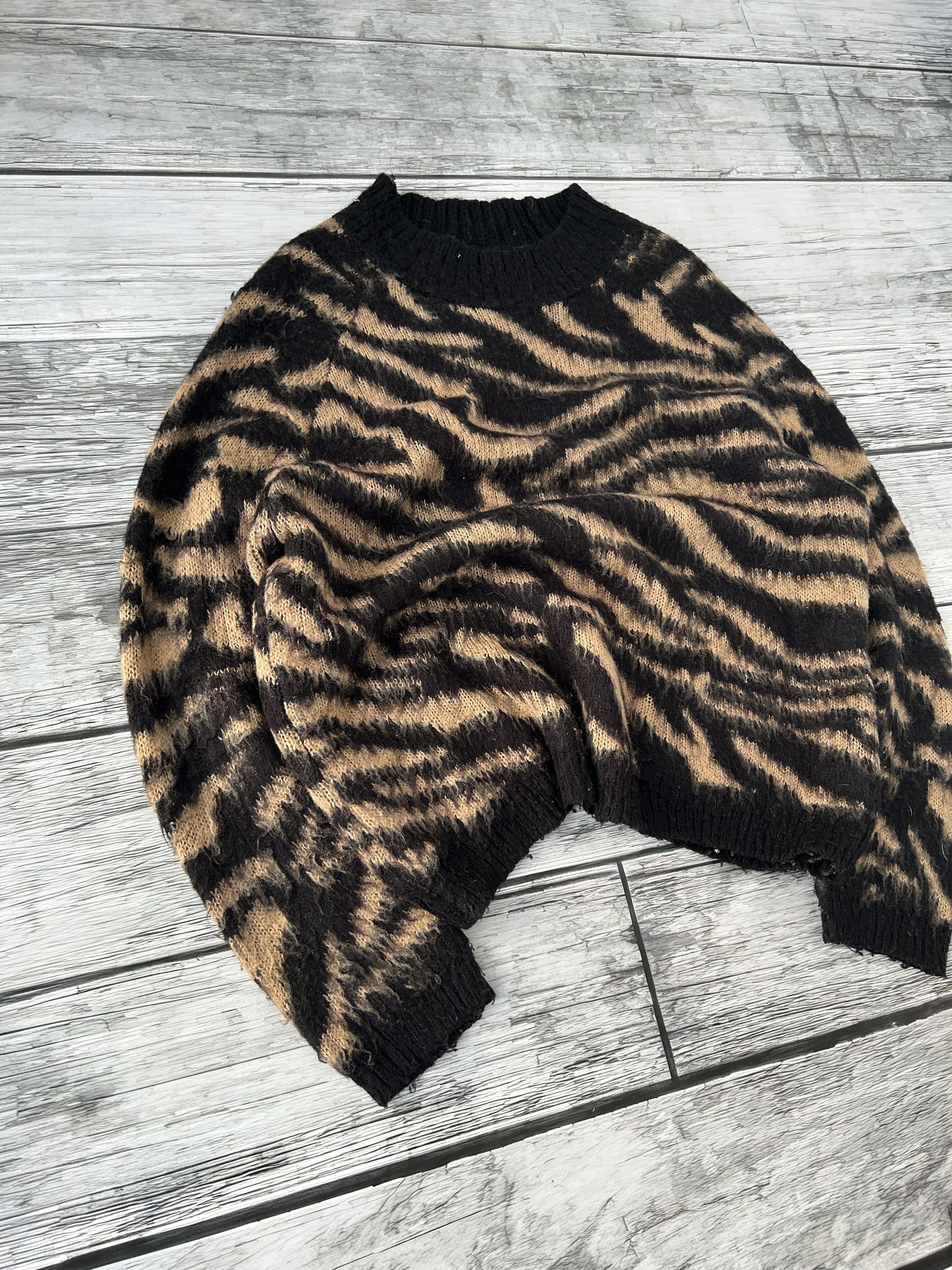 Japanese Brand × Vintage Vintage Y2K Mohair Teddy Grass Sweater Cutie Style Size US M / EU 48-50 / 2 - 2 Thumbnail