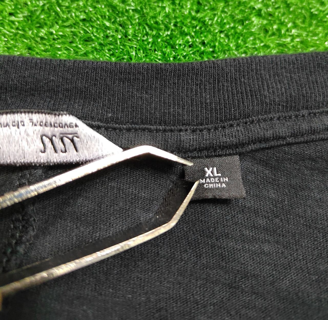 Japanese Brand × Undercover × Vintage Undercover x Uniqlo NEU Television Black Size XL Size US XL / EU 56 / 4 - 4 Thumbnail