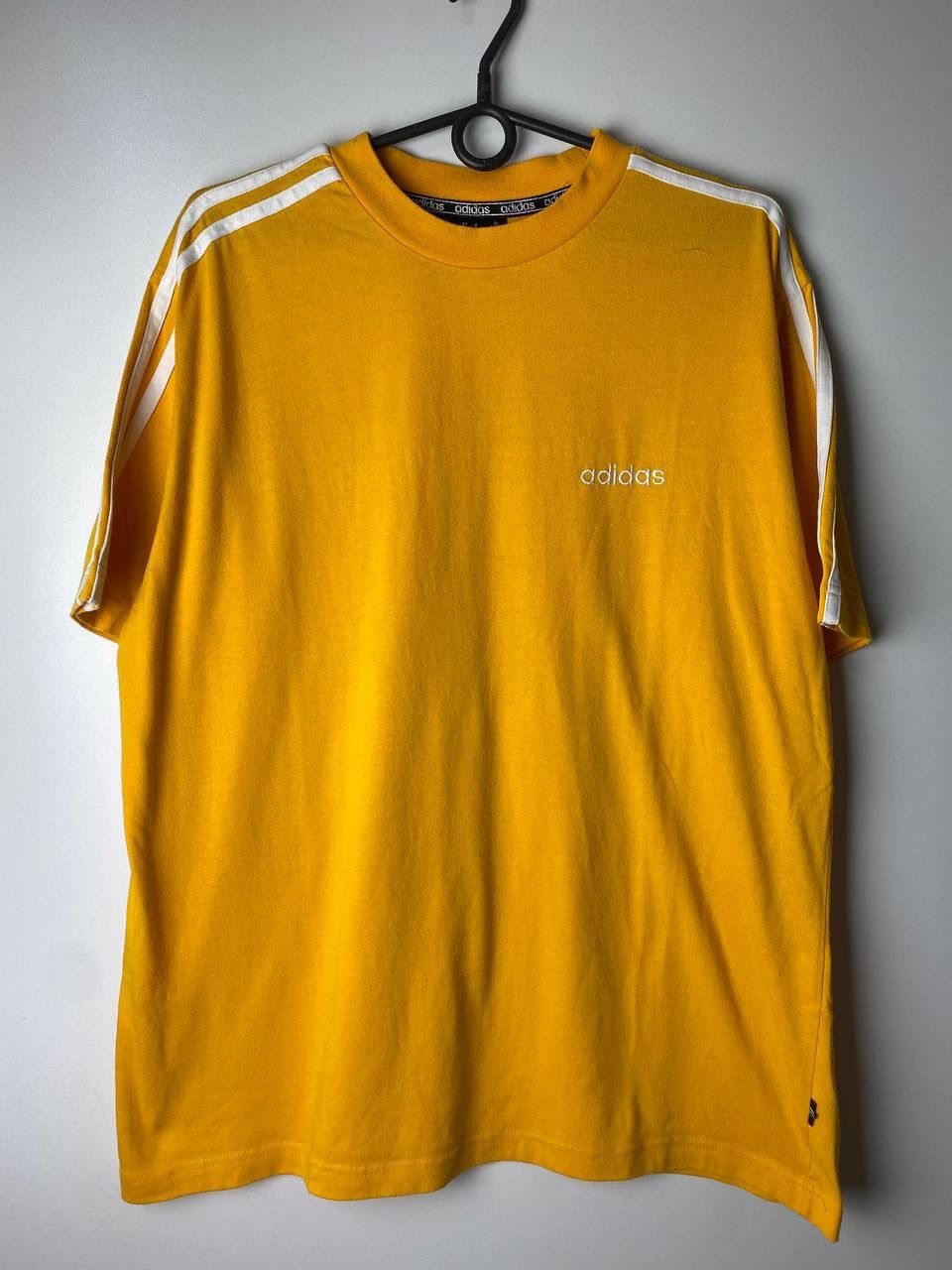 Vintage Adidas vintage t-shirt size L Size US L / EU 52-54 / 3 - 1 Thumbnail