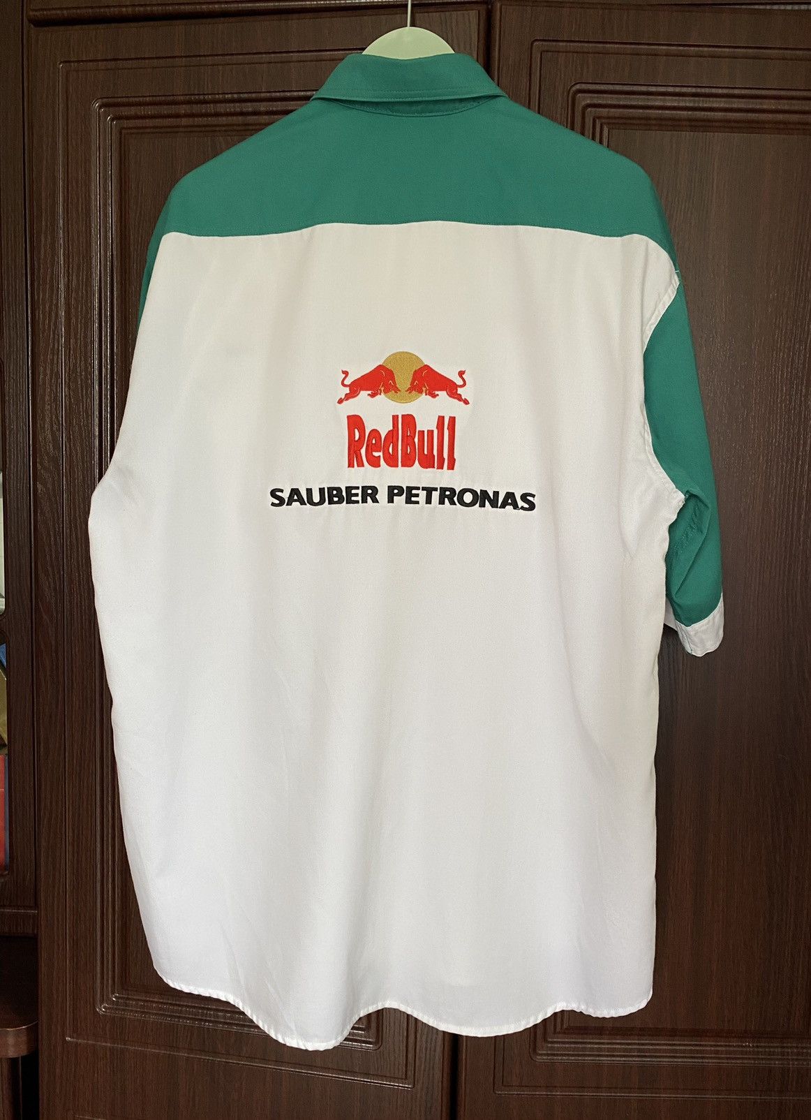 Red Bull Vintage Red Bull Sauber Petronas F1 Racing BMW Button Shirt Size US XXL / EU 58 / 5 - 5 Thumbnail