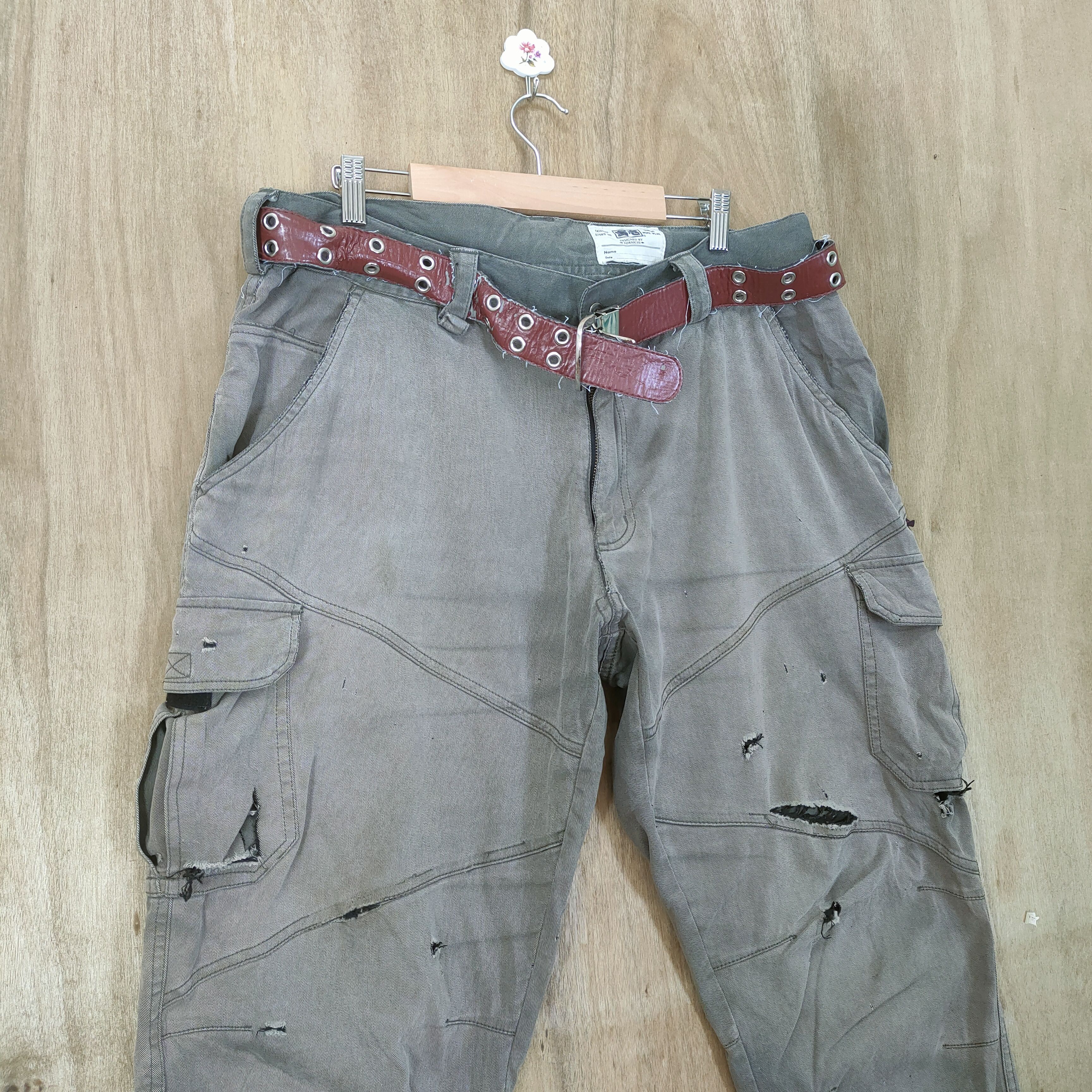 Japanese Brand × Vintage VINTAGE WORN CARGO PANTS Size US 36 / EU 52 - 2 Thumbnail