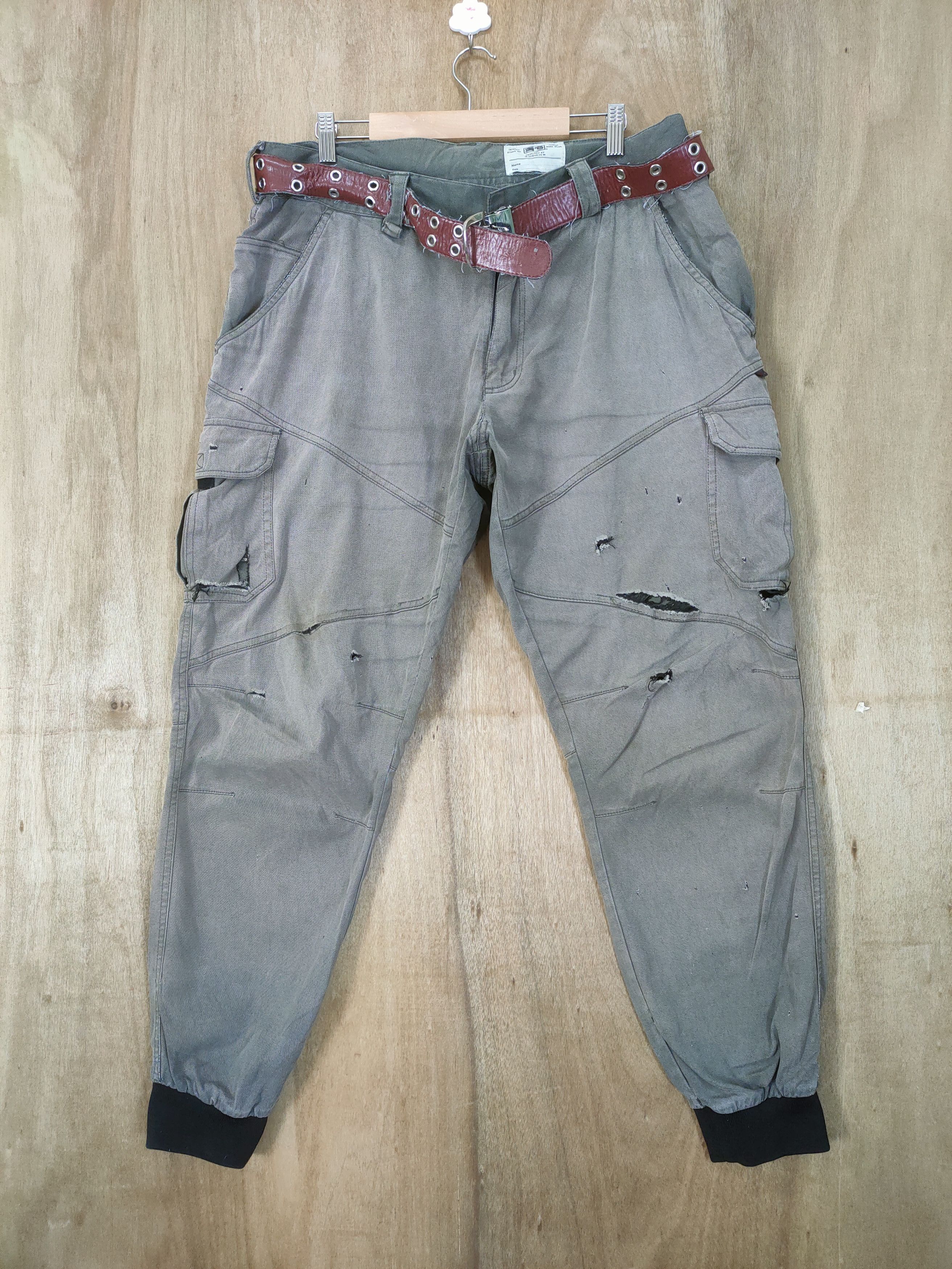 Japanese Brand × Vintage VINTAGE WORN CARGO PANTS Size US 36 / EU 52 - 1 Thumbnail