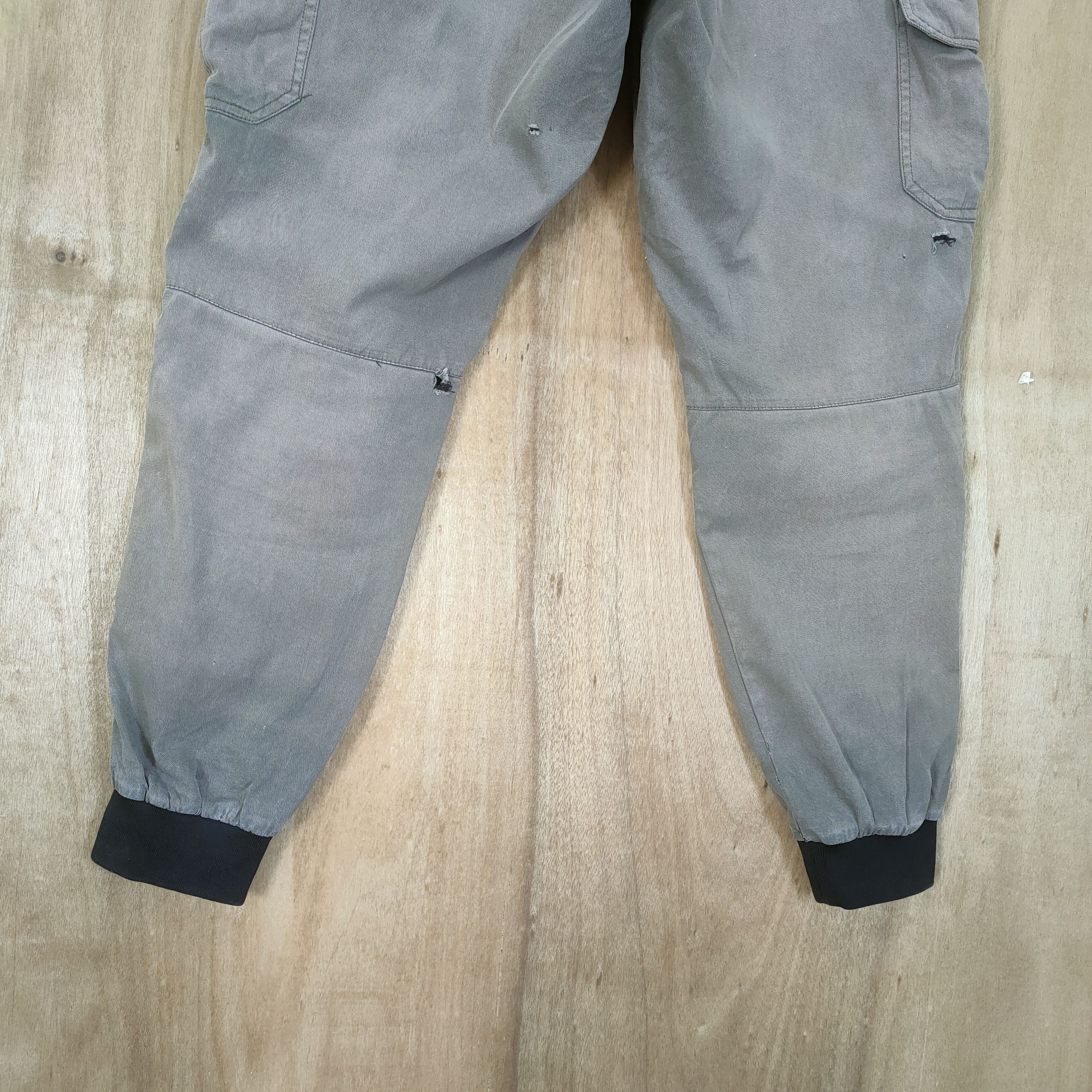 Japanese Brand × Vintage VINTAGE WORN CARGO PANTS Size US 36 / EU 52 - 8 Thumbnail