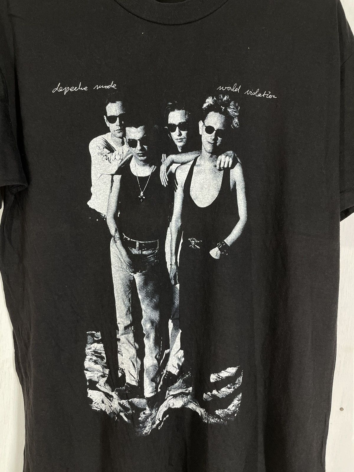 Band Tees Vintage 90s depeche mode world violation tour t shirt Size US L / EU 52-54 / 3 - 4 Thumbnail