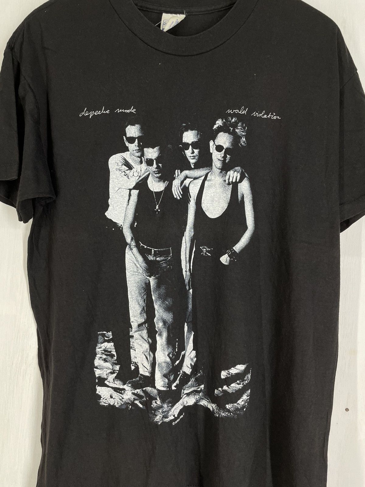 Band Tees Vintage 90s depeche mode world violation tour t shirt Size US L / EU 52-54 / 3 - 5 Thumbnail