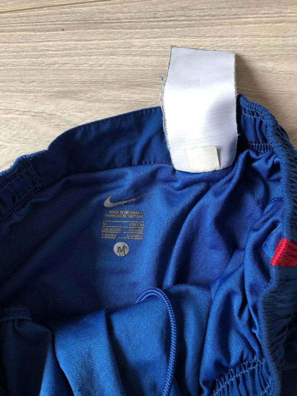 Nike BARCELONA HOME FOOTBALL SOCCER SHORTS NIKE Size US 34 / EU 50 - 7 Thumbnail