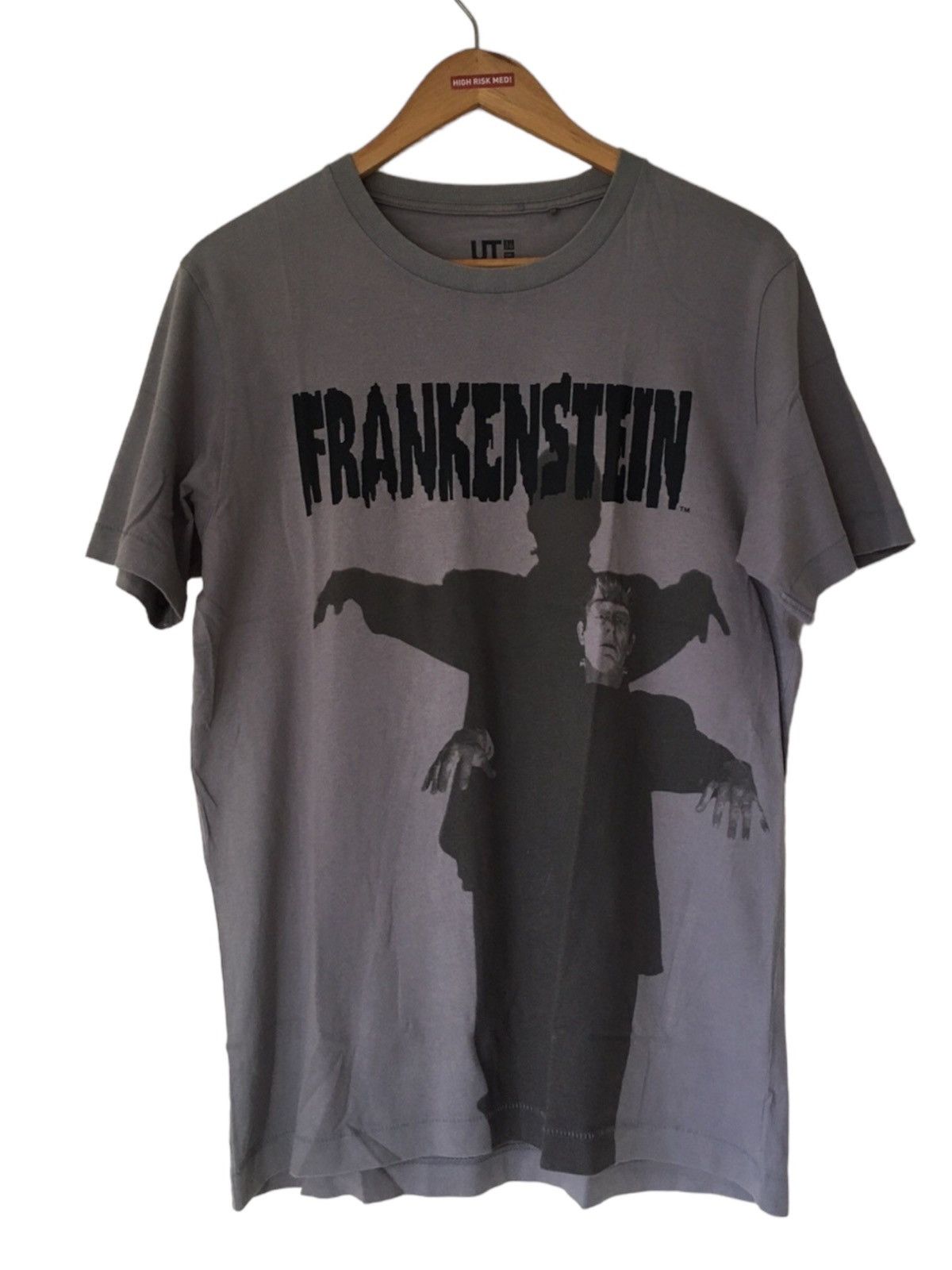 Uniqlo Frankenstein Movie Tshirt Size US M / EU 48-50 / 2 - 1 Thumbnail