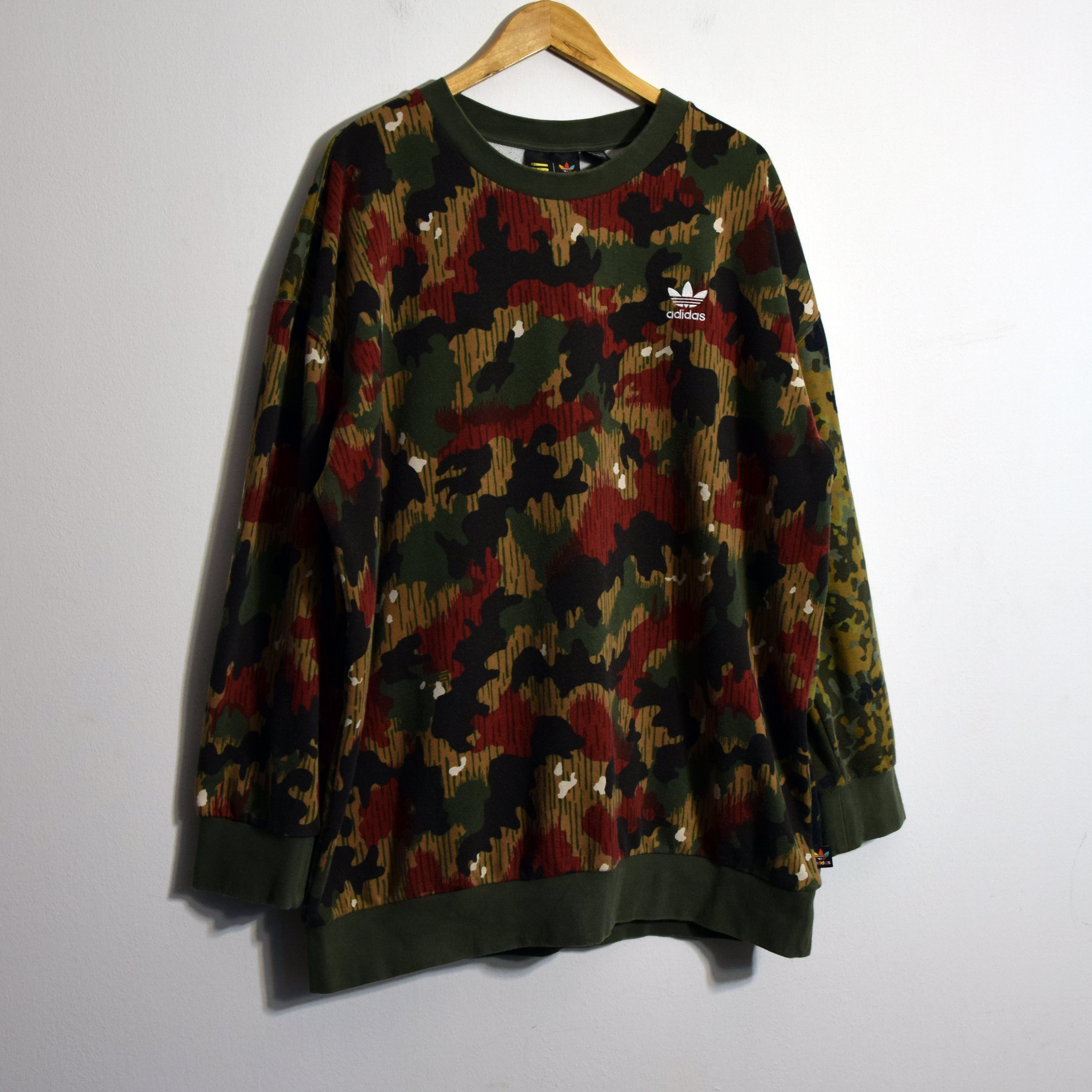 Adidas × Pharrell Human Race Adidas Pharrell Williams BBC Crewneck XL Size US XL / EU 56 / 4 - 1 Thumbnail