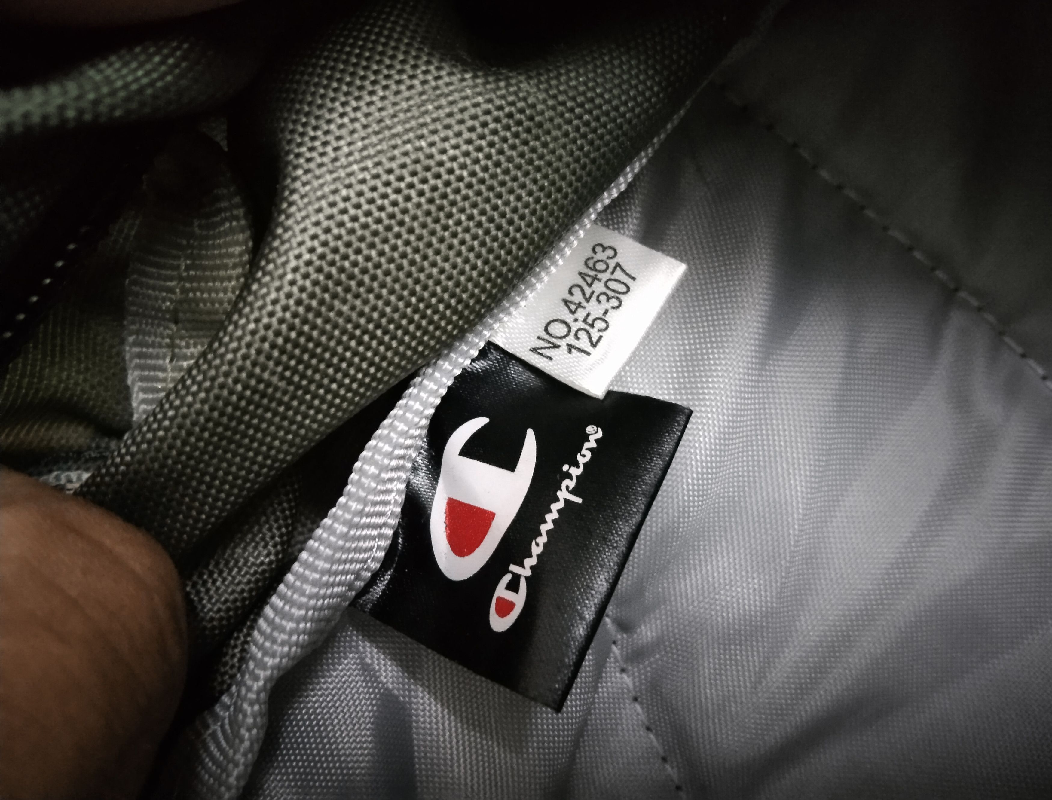 Champion × Vintage VINTAGE CHAMPION BODYBAG Size ONE SIZE - 13 Thumbnail