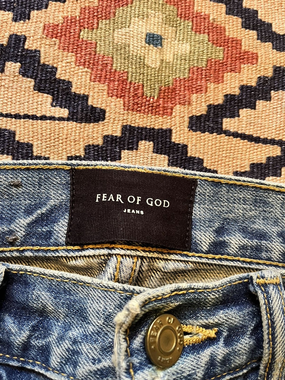 Fear of God Fear of god 5th collection distressed denim Size US 29 - 4 Thumbnail