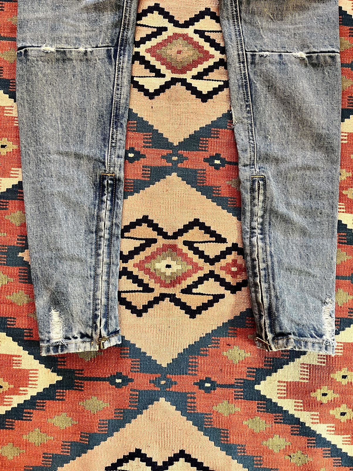 Fear of God Fear of god 5th collection distressed denim Size US 29 - 11 Thumbnail