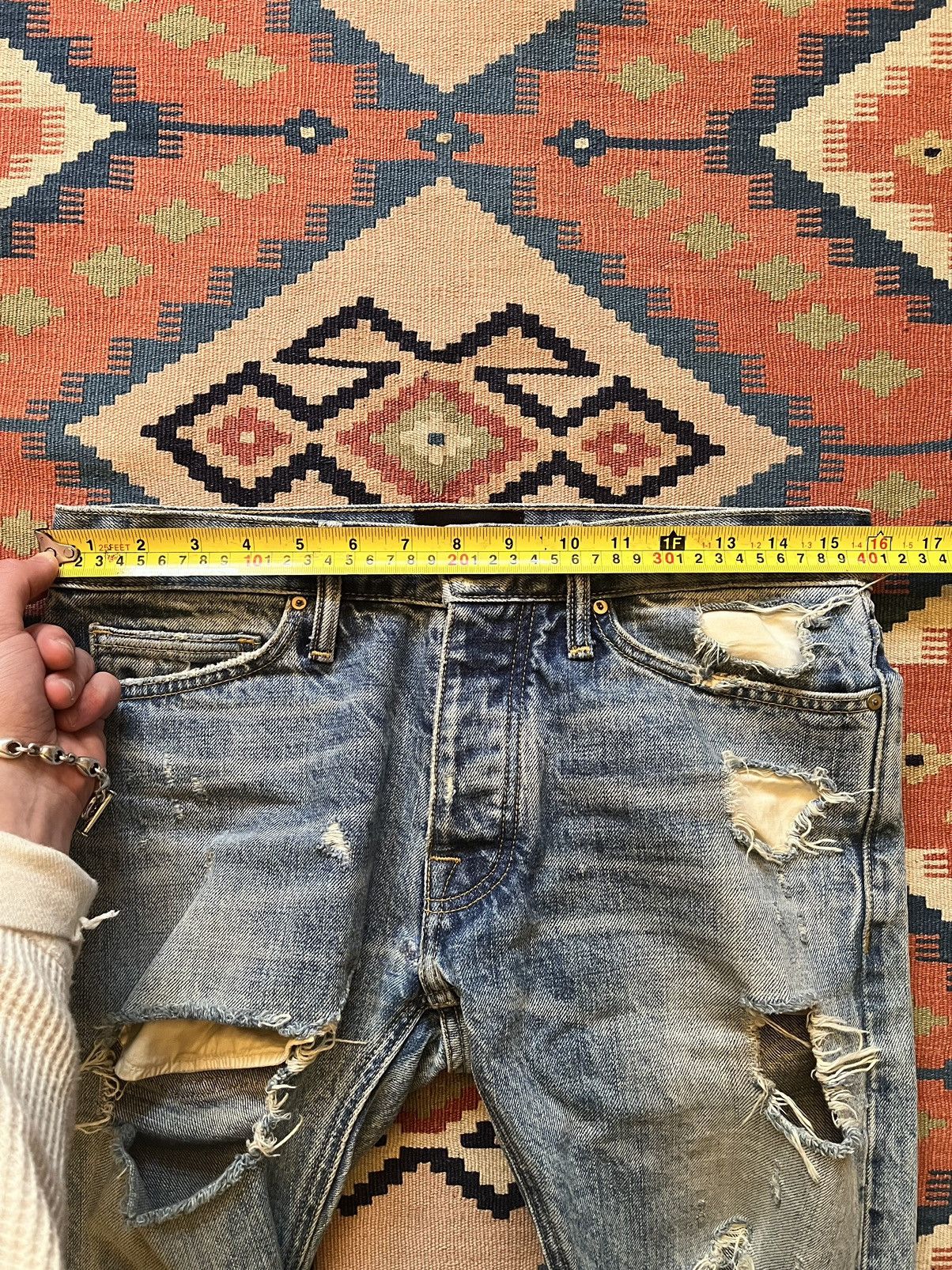 Fear of God Fear of god 5th collection distressed denim Size US 29 - 16 Thumbnail