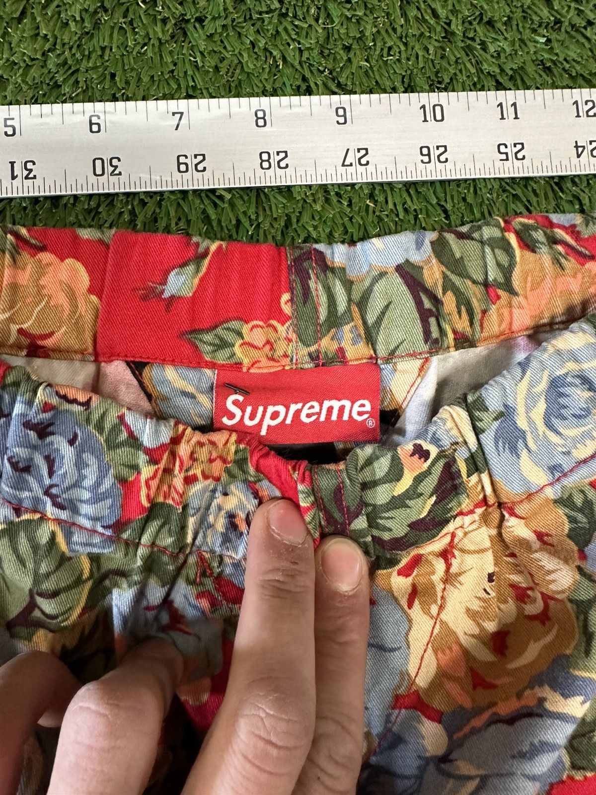 Supreme Rare Supreme Floral Joggers Large Size US 32 / EU 48 - 2 Thumbnail