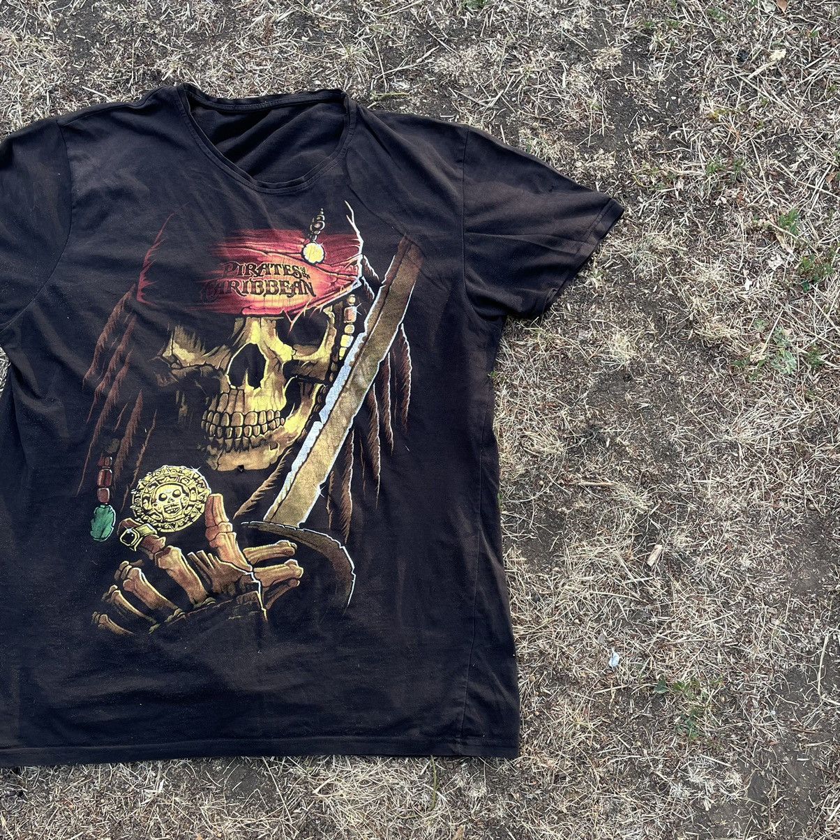 Vintage Vintage Y2K Graphic Tee Skull Pirate Horror Punk Streetwear Size US M / EU 48-50 / 2 - 2 Thumbnail