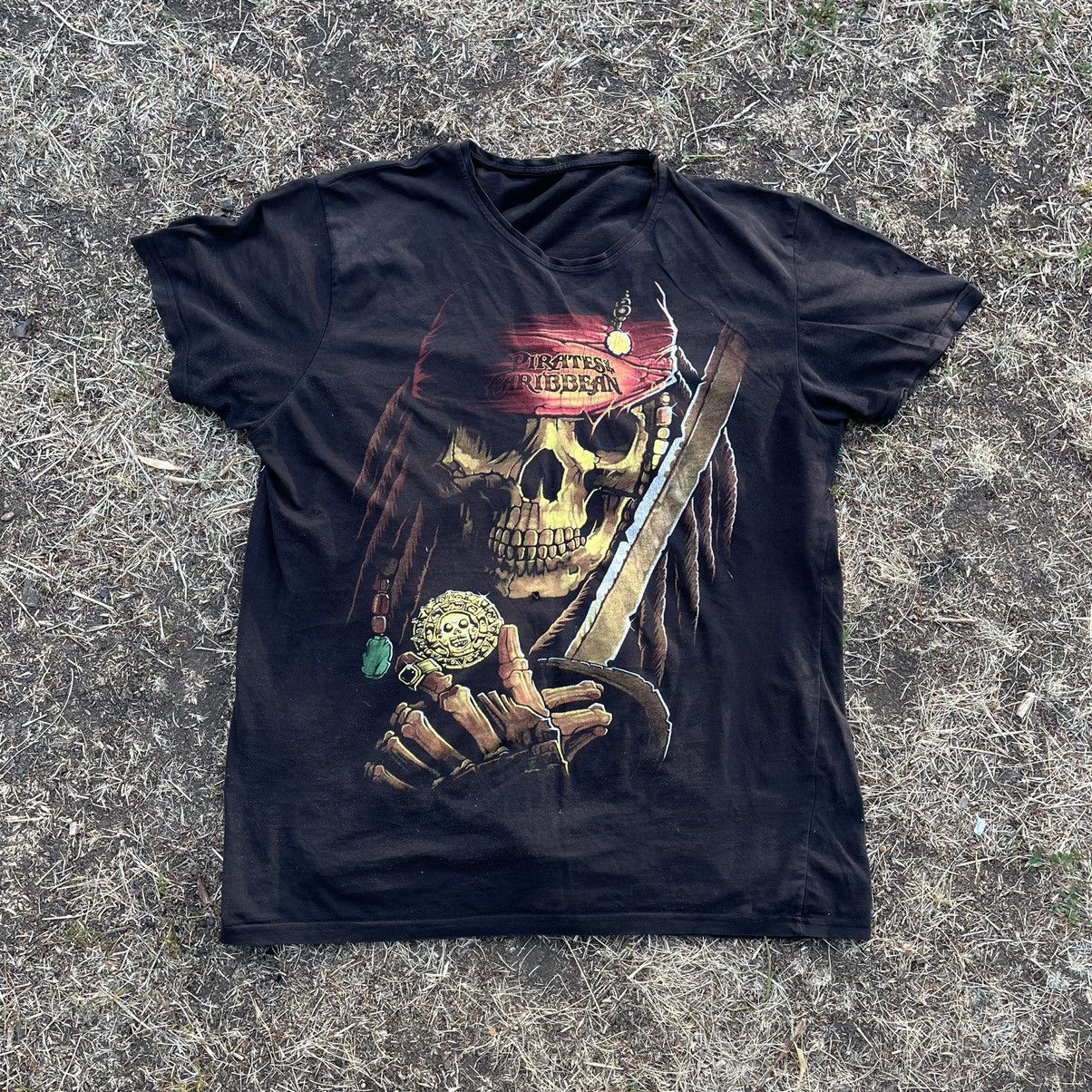 Vintage Vintage Y2K Graphic Tee Skull Pirate Horror Punk Streetwear Size US M / EU 48-50 / 2 - 1 Thumbnail