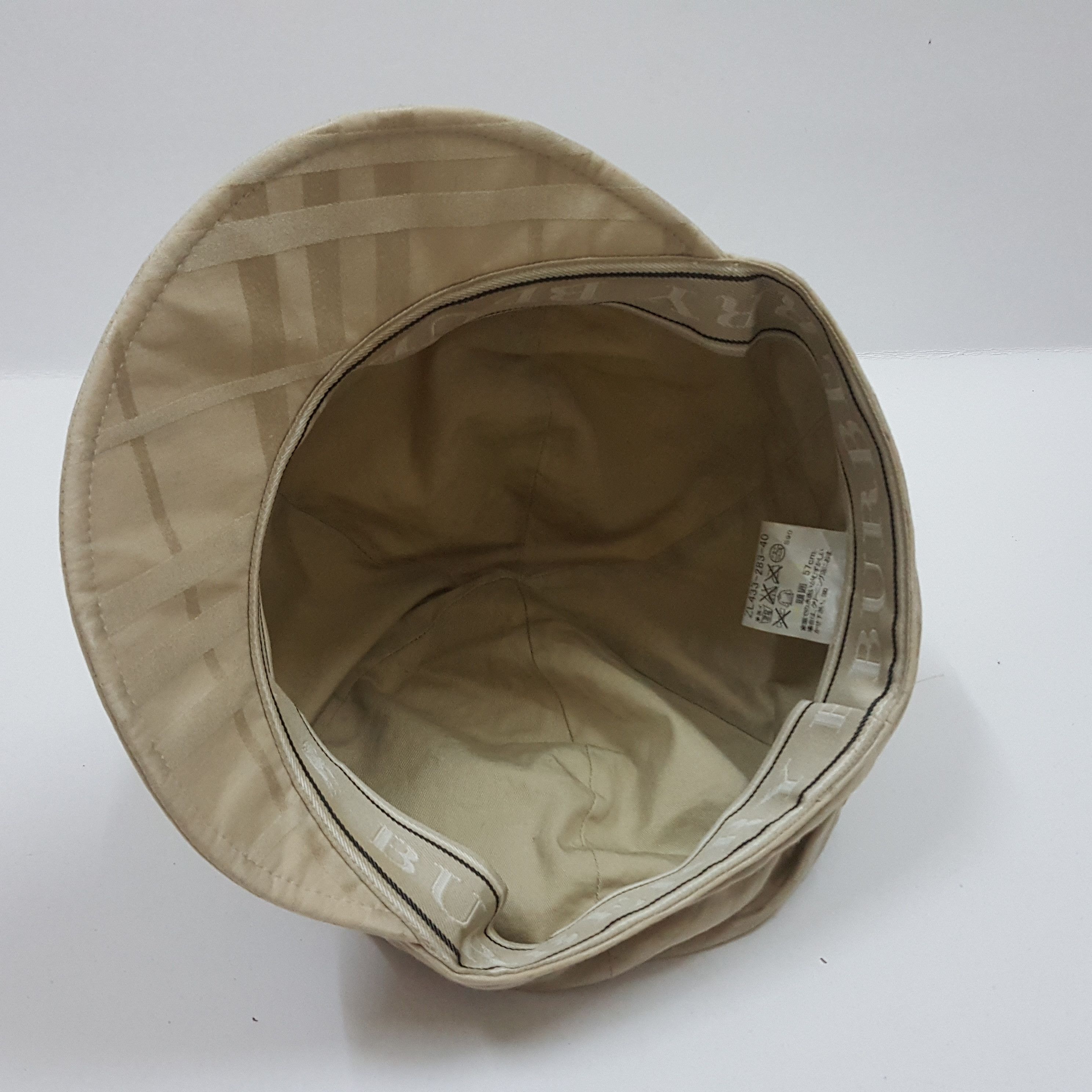 Burberry × Vintage Vintage Burberrys Nova Check nice design hats Size ONE SIZE - 7 Thumbnail
