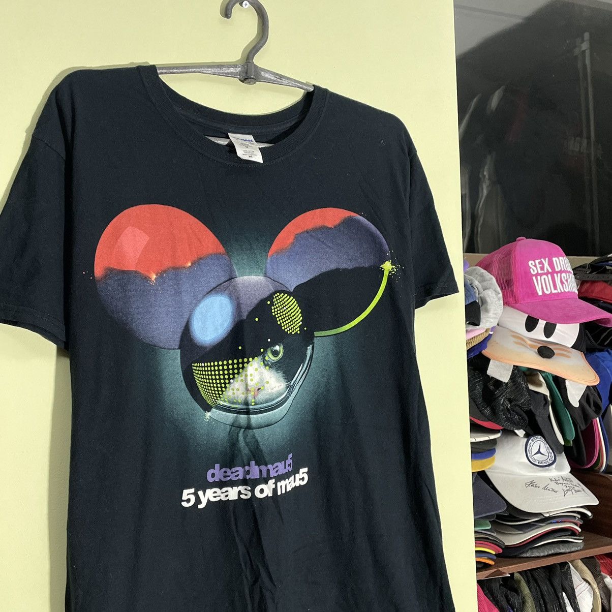 Band Tees Vintage Y2K Tee Mau5 Face Tour Art Band Rock Size US M / EU 48-50 / 2 - 4 Thumbnail