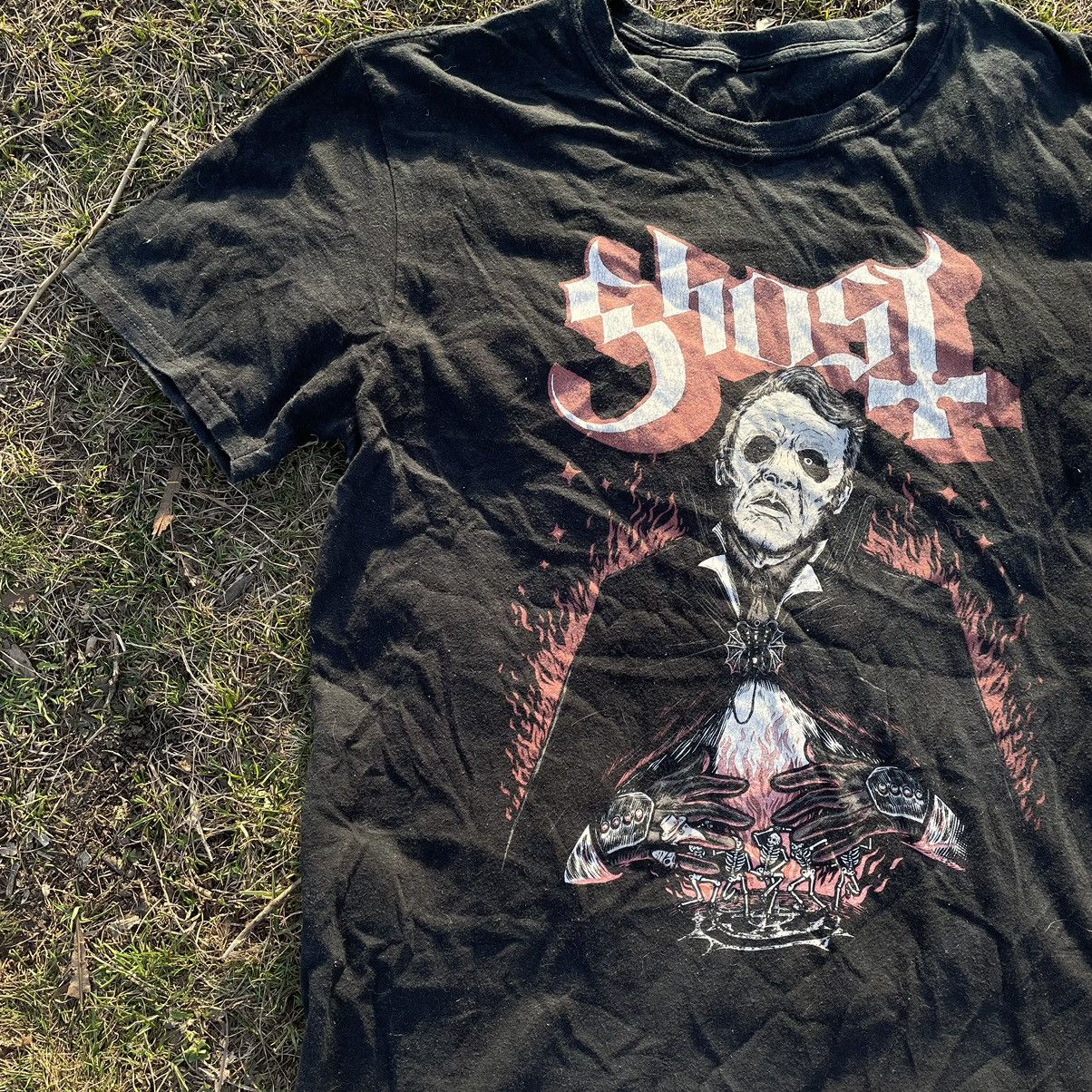 Vintage Vintage 90s Ghost Graphic Tee Sun Faded Grunge Dark Baggy L Size US L / EU 52-54 / 3 - 4 Thumbnail
