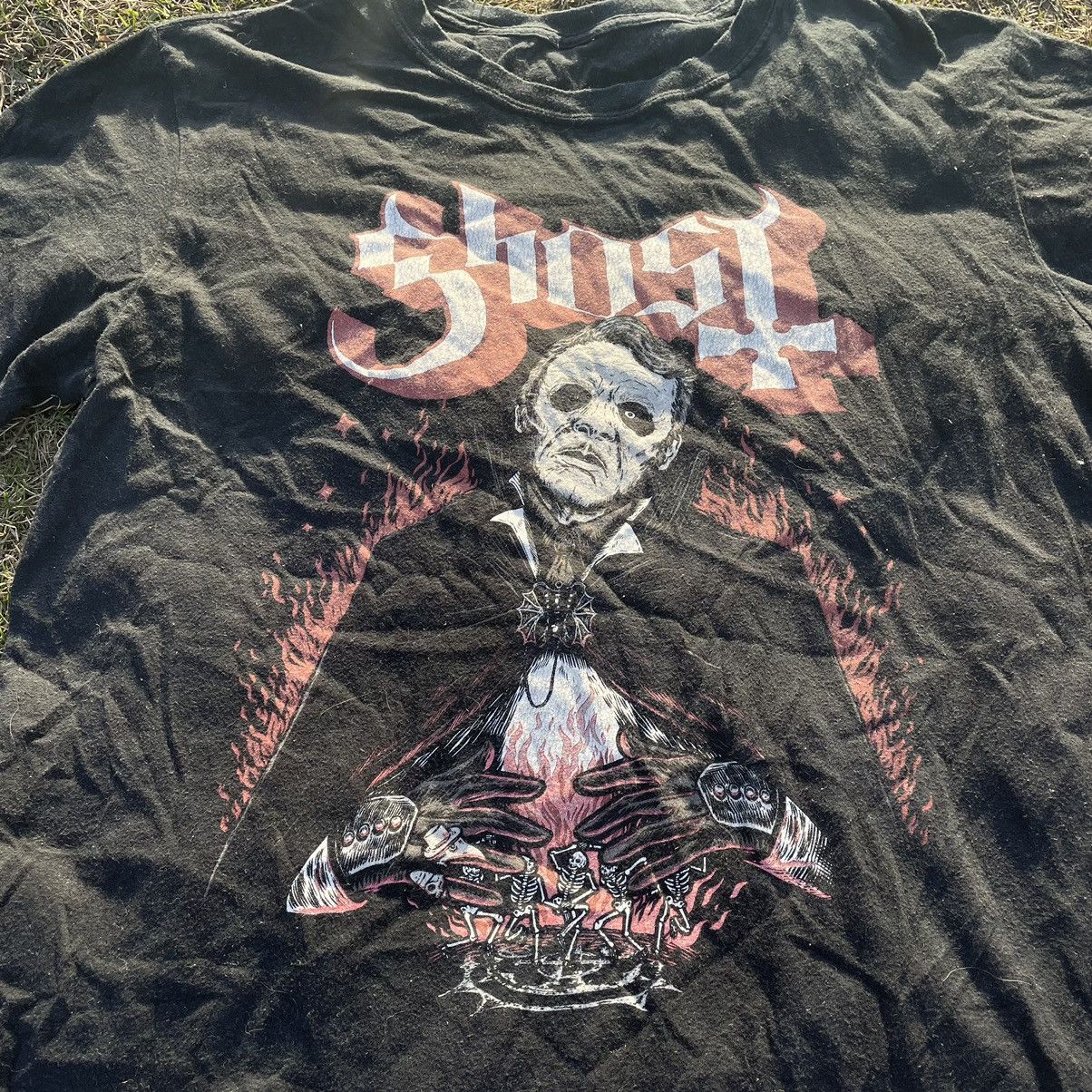 Vintage Vintage 90s Ghost Graphic Tee Sun Faded Grunge Dark Baggy L Size US L / EU 52-54 / 3 - 5 Thumbnail