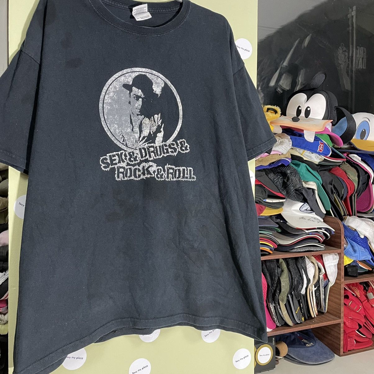 Vintage Vintage 90s Graphic Tee Moon Print Grunge Streetwear Boxy XL Size US XL / EU 56 / 4 - 5 Thumbnail