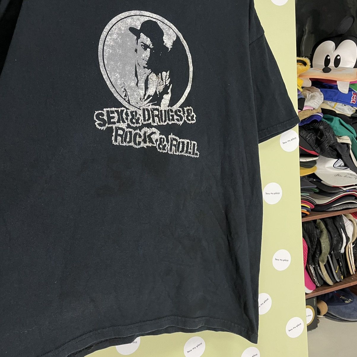 Vintage Vintage 90s Graphic Tee Moon Print Grunge Streetwear Boxy XL Size US XL / EU 56 / 4 - 7 Thumbnail