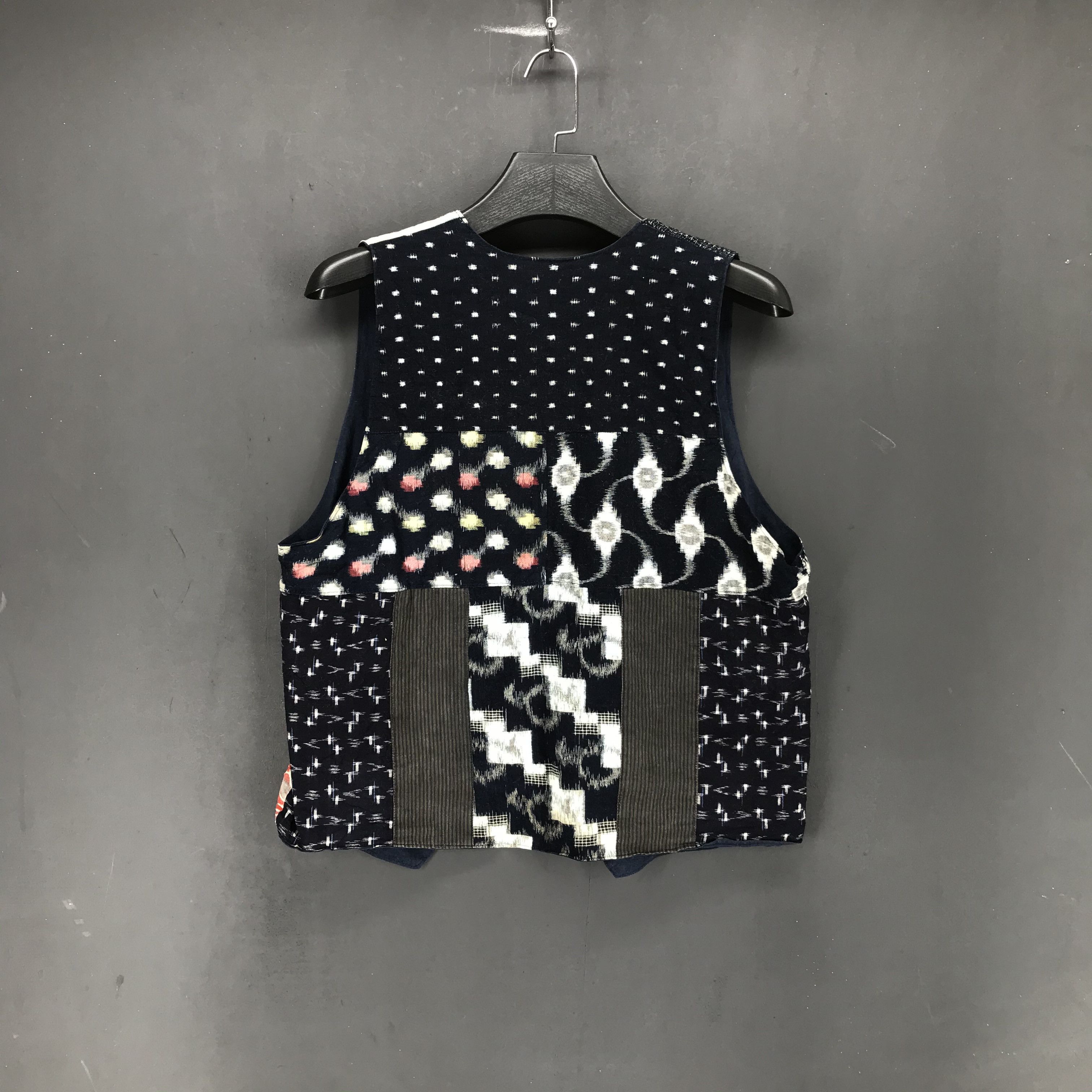Vintage Vintage Artwork Patchwork Sashiko Vest #2057-77 Size US M / EU 48-50 / 2 - 7 Thumbnail