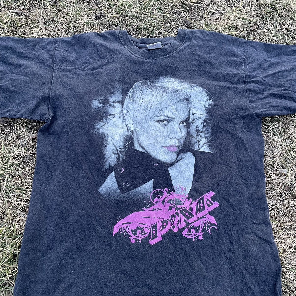 Vintage Vintage 90s Graphic Tee Sun Faded Skull Pink Grunge Baggy M Size US M / EU 48-50 / 2 - 5 Thumbnail