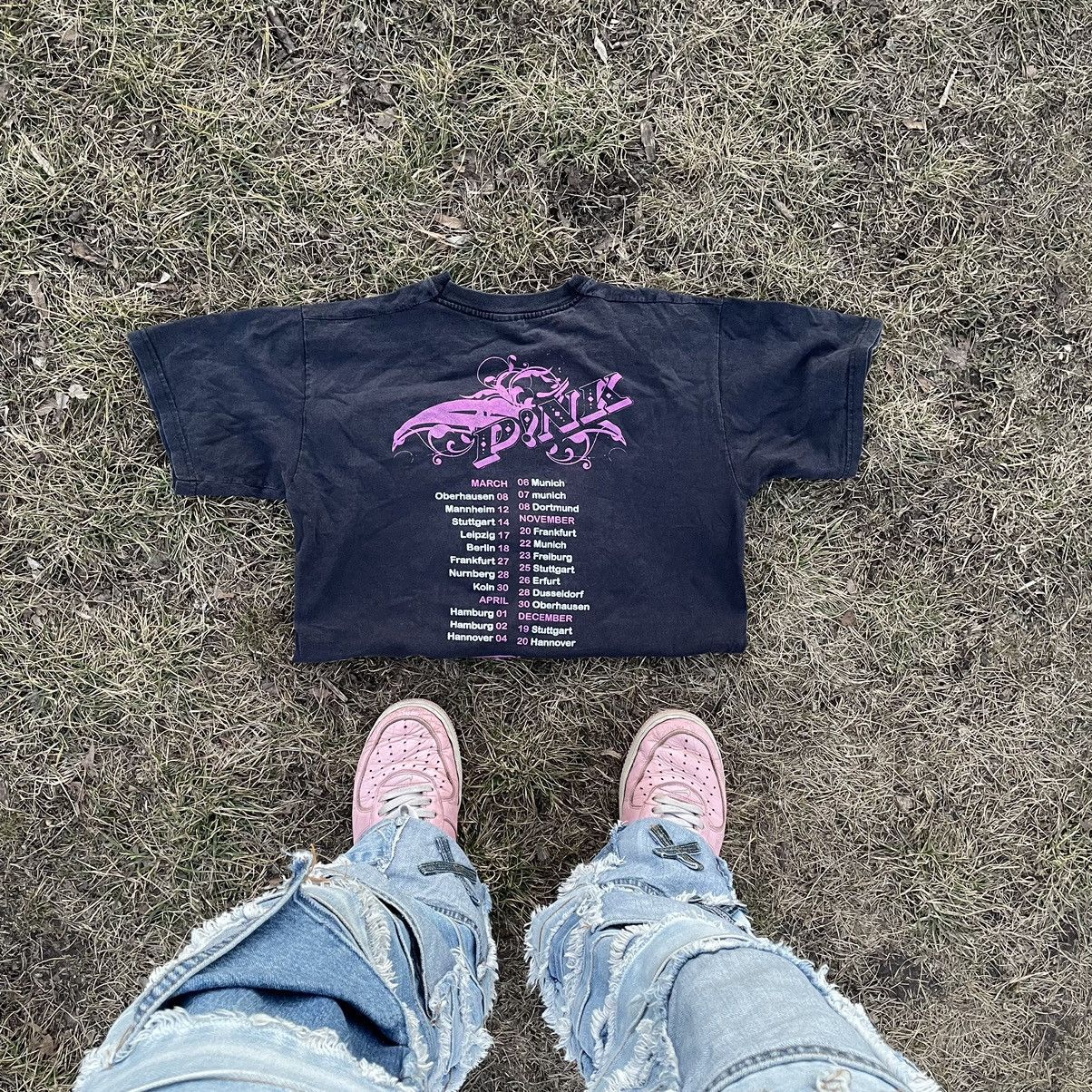 Vintage Vintage 90s Graphic Tee Sun Faded Skull Pink Grunge Baggy M Size US M / EU 48-50 / 2 - 6 Thumbnail
