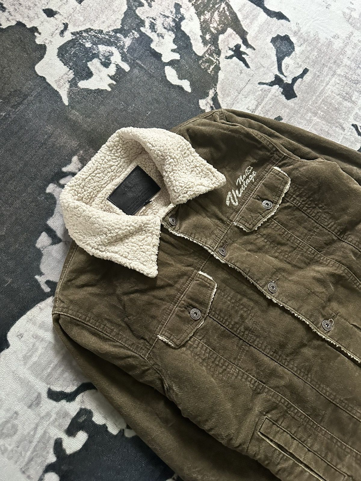 NO ID No ID Shearling Corduroy jacket Size US M / EU 48-50 / 2 - 3 Thumbnail