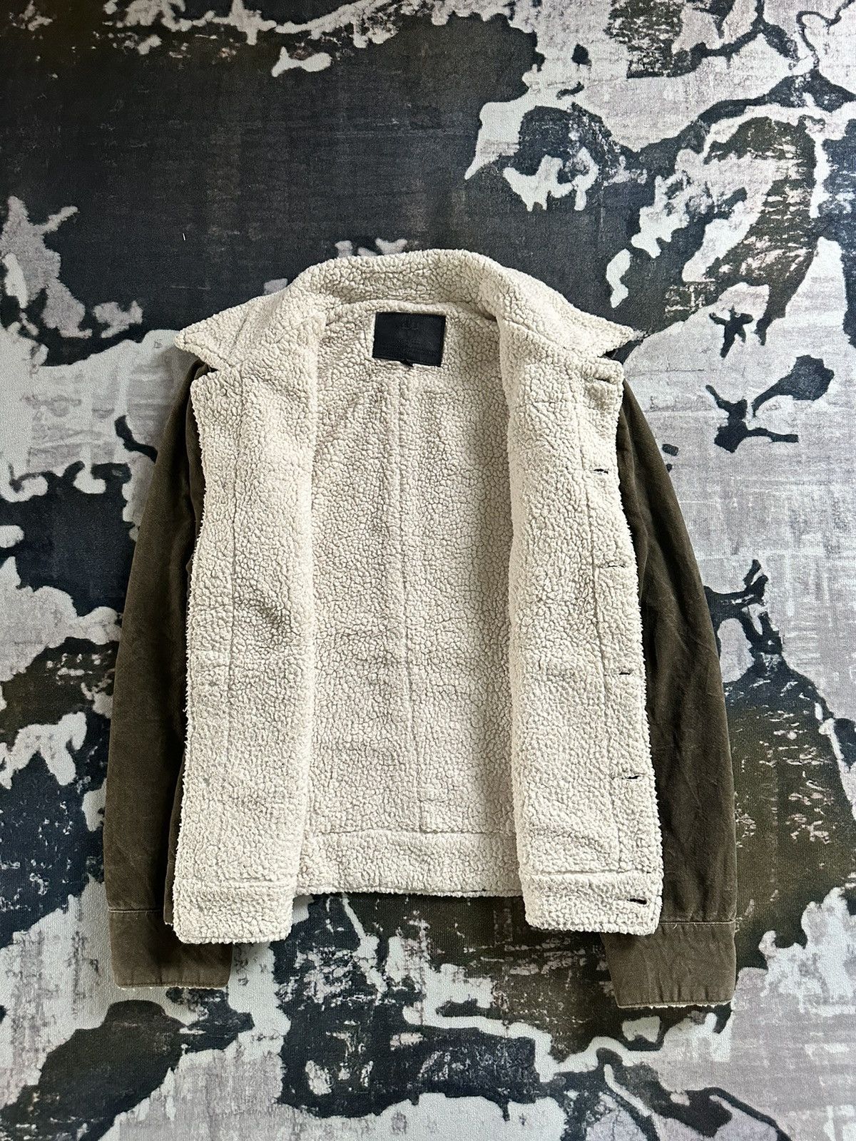 NO ID No ID Shearling Corduroy jacket Size US M / EU 48-50 / 2 - 6 Thumbnail
