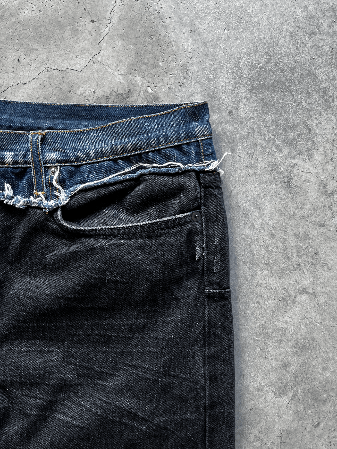 Dior × Hedi Slimane AW06 Cummerbund Jeans Runway Size US 36 / EU 52 - 2 Thumbnail