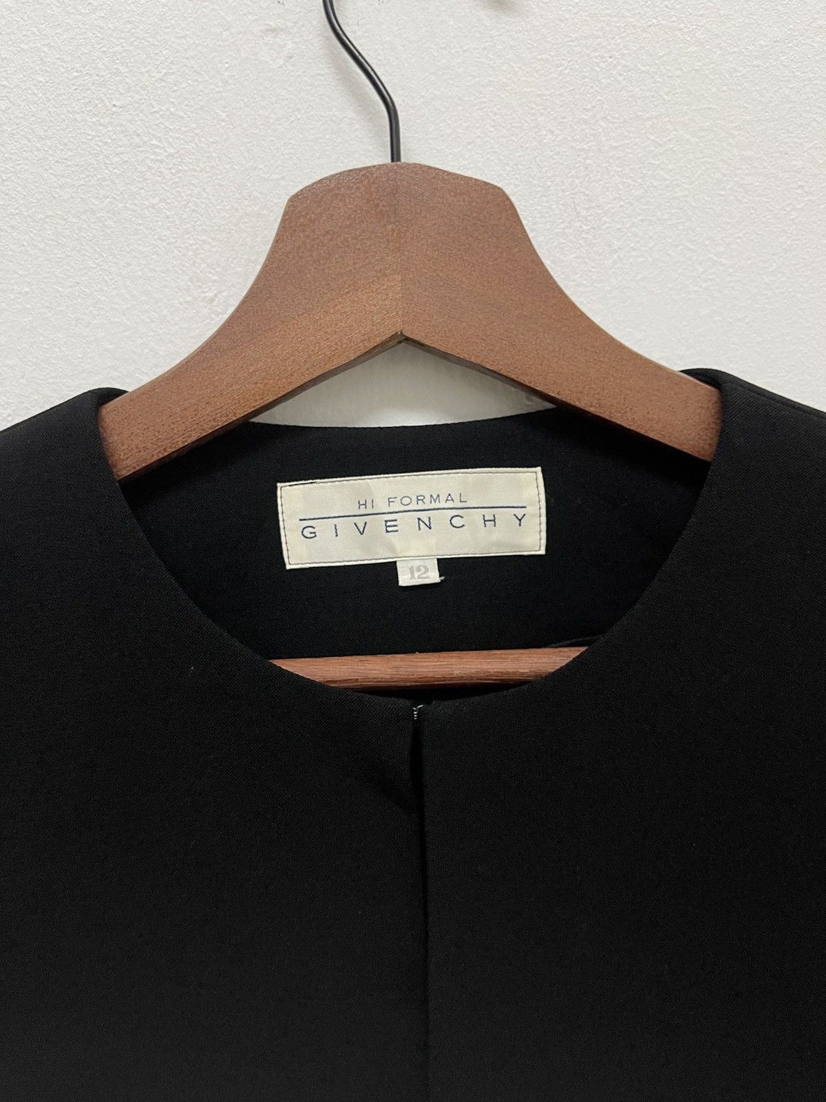 Givenchy × Vintage Vintage GIVENCHY Hi Formal Crop Size M / US 6-8 / IT 42-44 - 4 Thumbnail