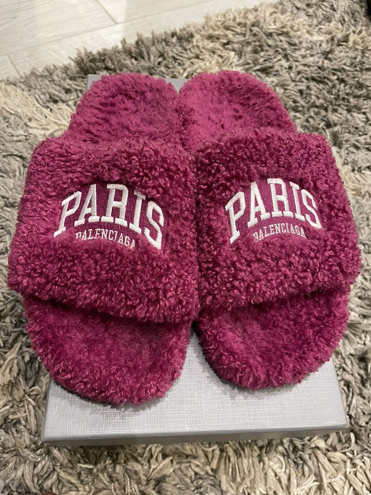 Balenciaga Pink balenciaga Paris embroidered slippers Size US 11 / EU 44 - 5 Thumbnail