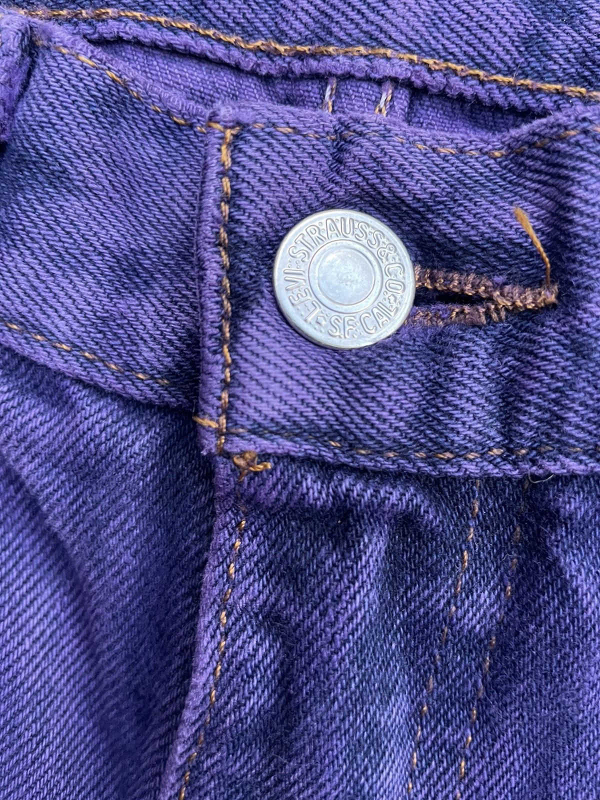 Levi's Vintage 2002 Levis 505 e Purple Dye Faded Denim Size US 31 - 14 Thumbnail