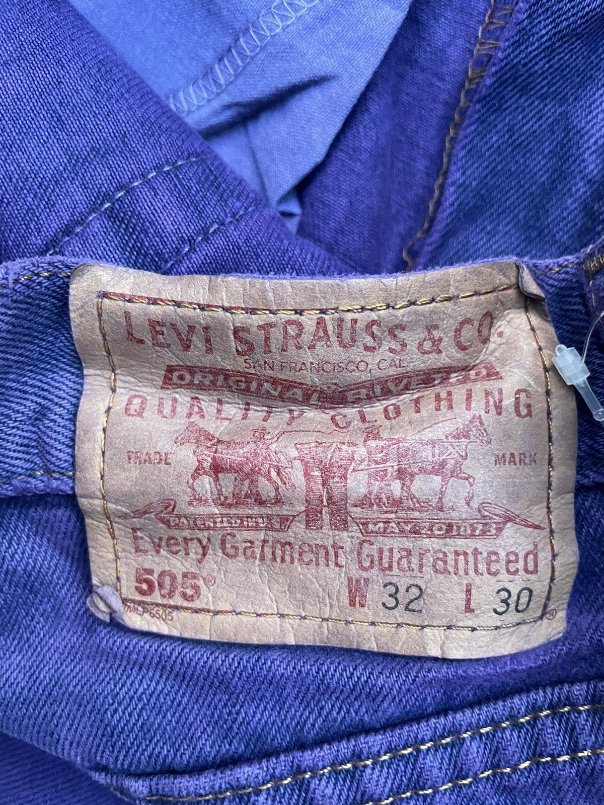 Levi's Vintage 2002 Levis 505 e Purple Dye Faded Denim Size US 31 - 9 Thumbnail