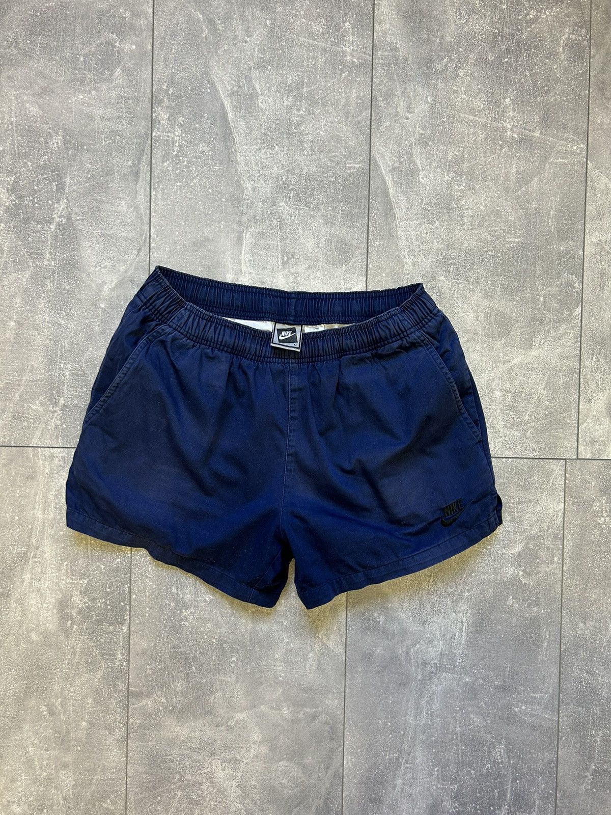 Nike × Vintage Mens Vintage Nike shorts 90s streetwear y2k rare distressed Size US 32 / EU 48 - 12 Thumbnail