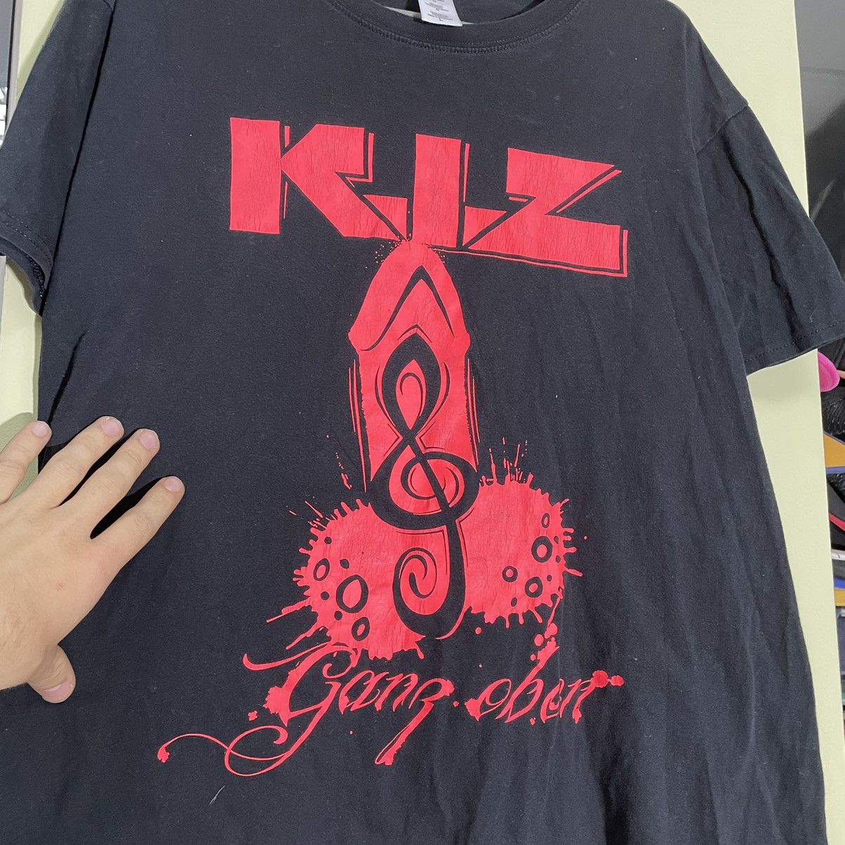 Vintage Vintage Y2K Kiz Graphic Tee Horror Punk Streetwear Boxy L Size US L / EU 52-54 / 3 - 5 Thumbnail