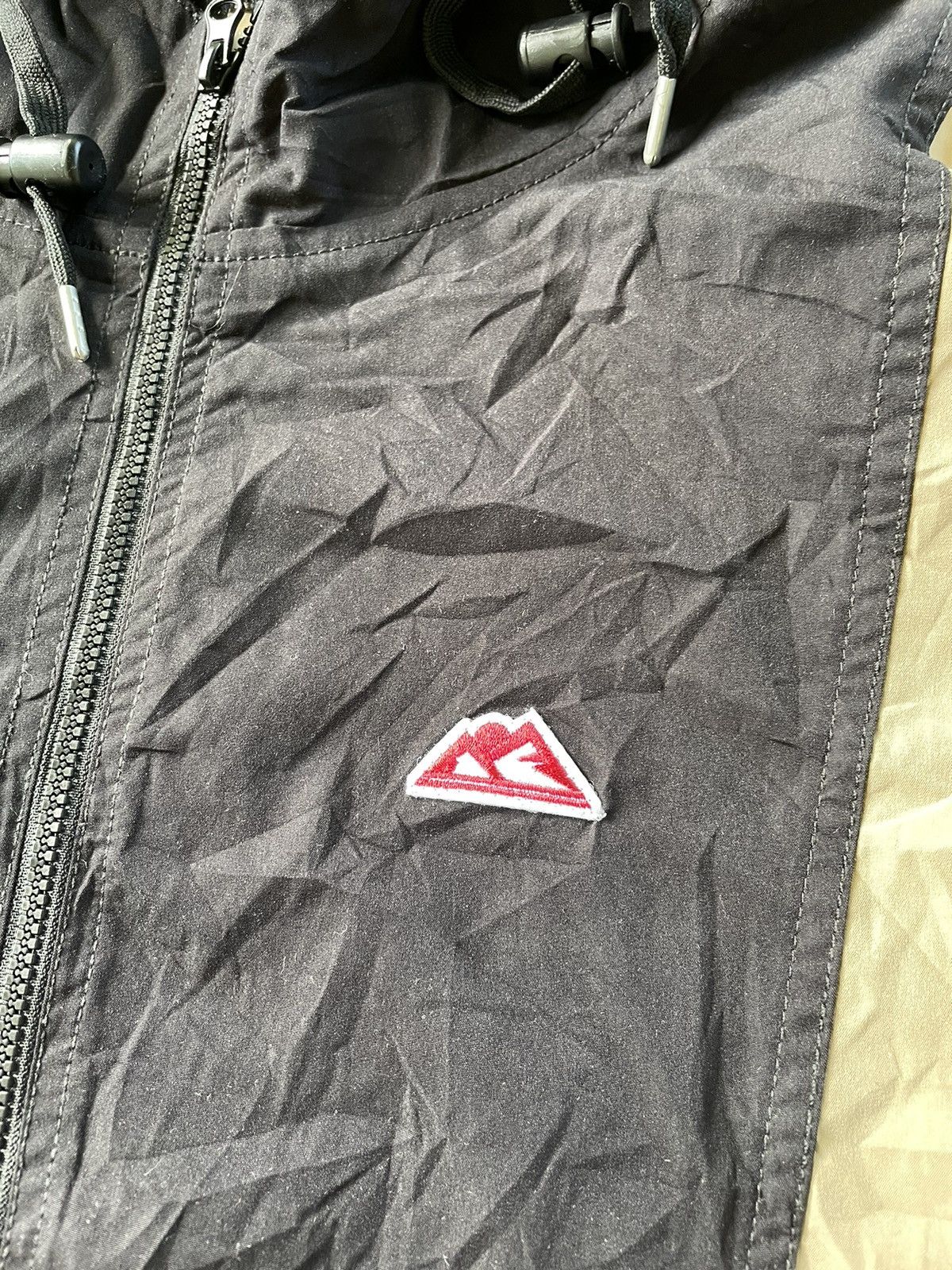 💥Laurel House Outdoor Windbreker Hoodie