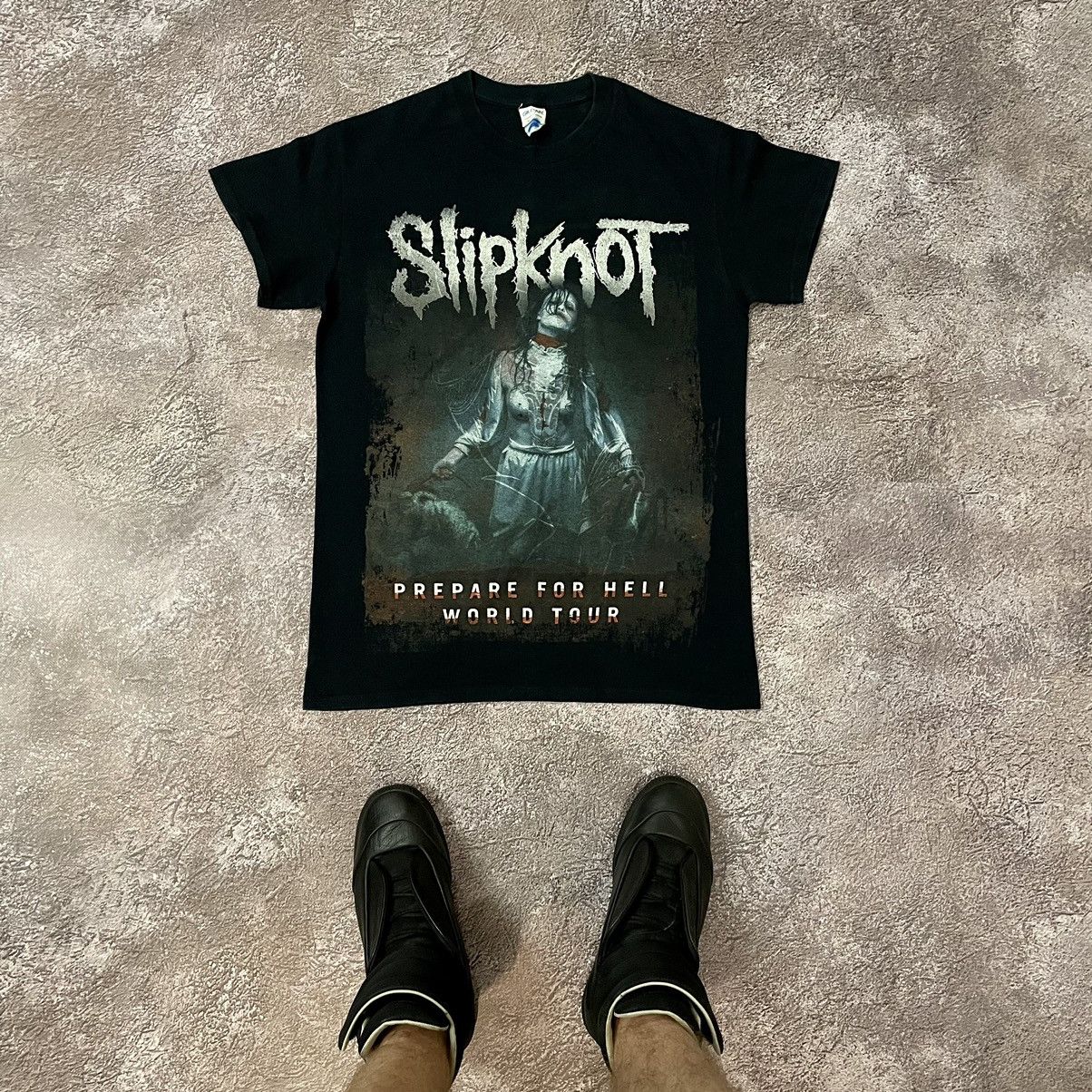 Vintage Vintage Y2K Slipknot Band Tee Sun Faded Graphic Punk Baggy M Size US M / EU 48-50 / 2 - 1 Thumbnail