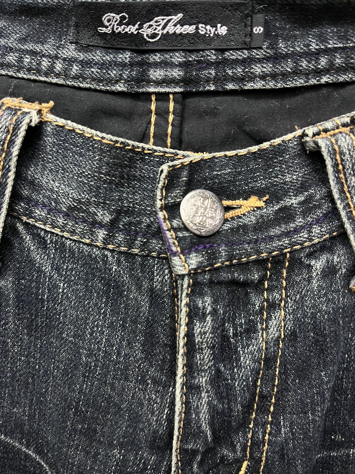 Japanese Brand 🔥ROOT 3 Distressed Sashiko Embroidery Style FLARED Denim Size US 29 - 9 Thumbnail