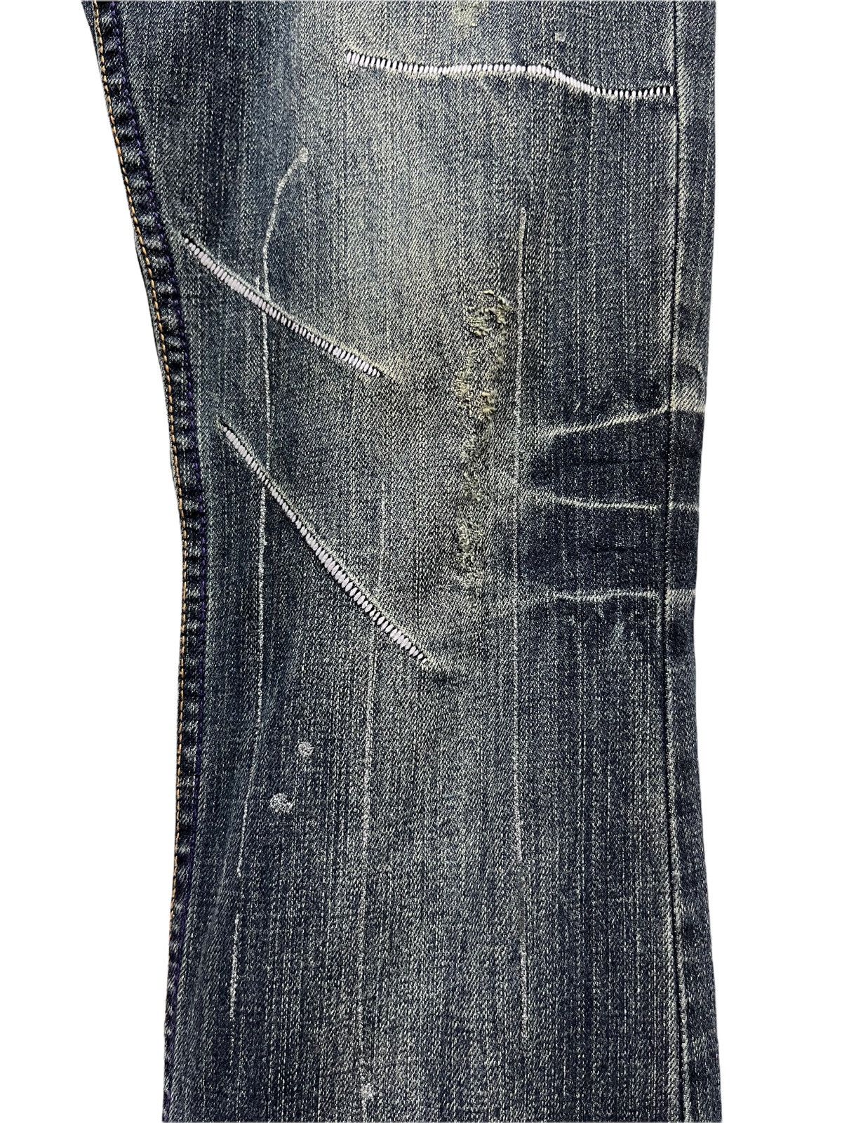 Japanese Brand 🔥ROOT 3 Distressed Sashiko Embroidery Style FLARED Denim Size US 29 - 4 Thumbnail