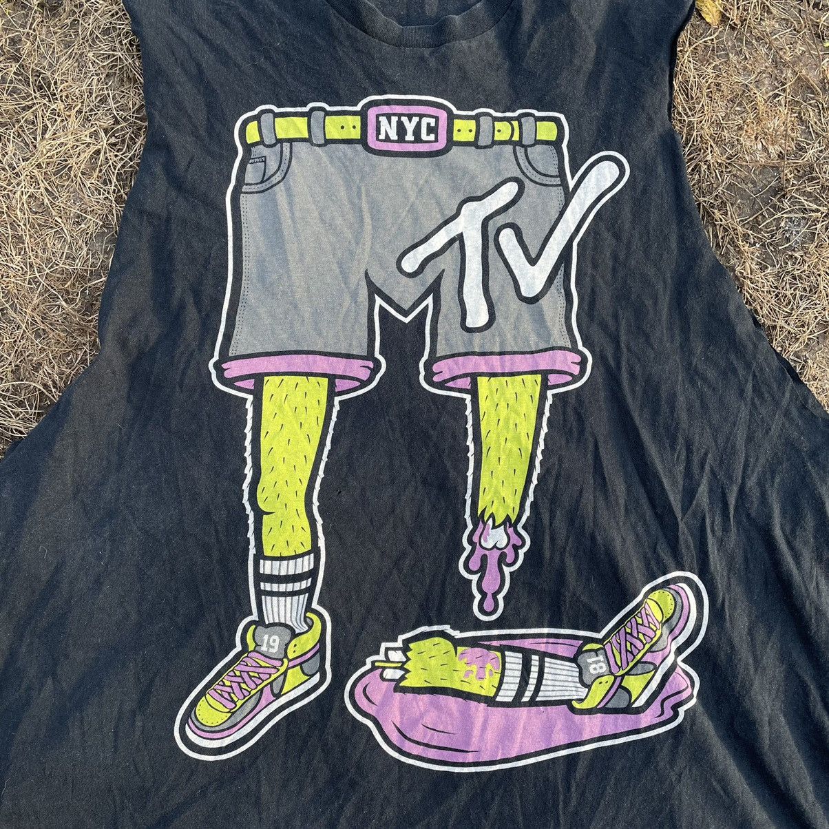 Vintage Vintage Y2K MTV Graphic Tee Sun Faded Streetwear Skate M Size US M / EU 48-50 / 2 - 4 Thumbnail