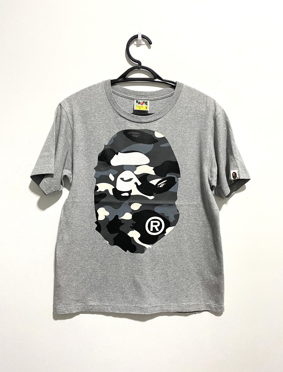 Bape 🔥SALE🔥City Camo Big Ape Head Tee Size US S / EU 44-46 / 1 - 2 Thumbnail