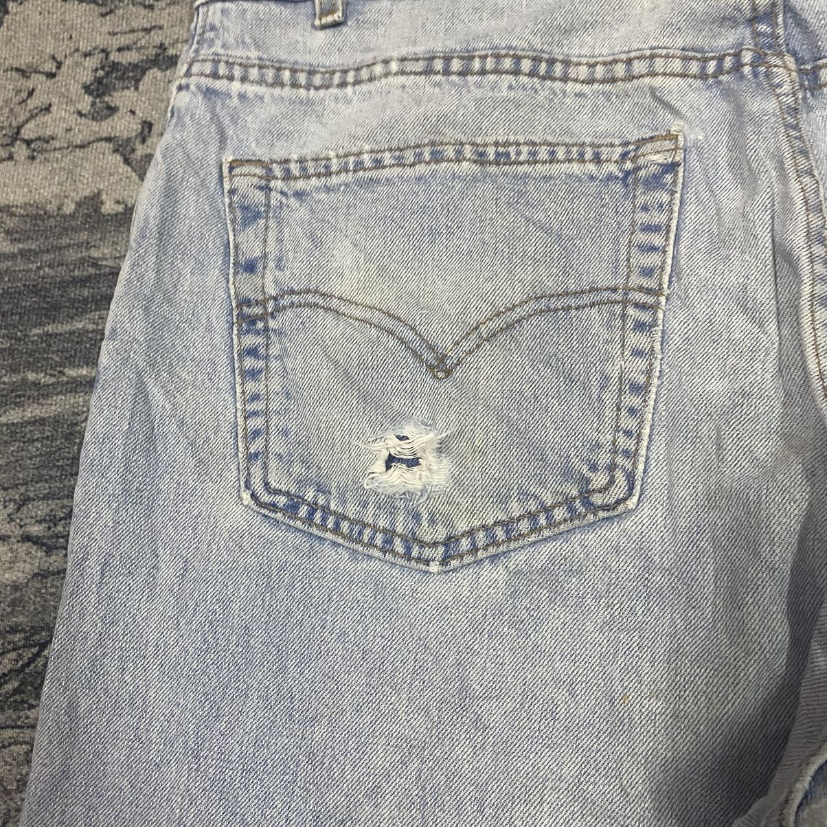 Jean × Levi's × Vintage Vintage Levis 560 90s Stright Faded Light Washed Jeans Size US 40 / EU 56 - 14 Thumbnail