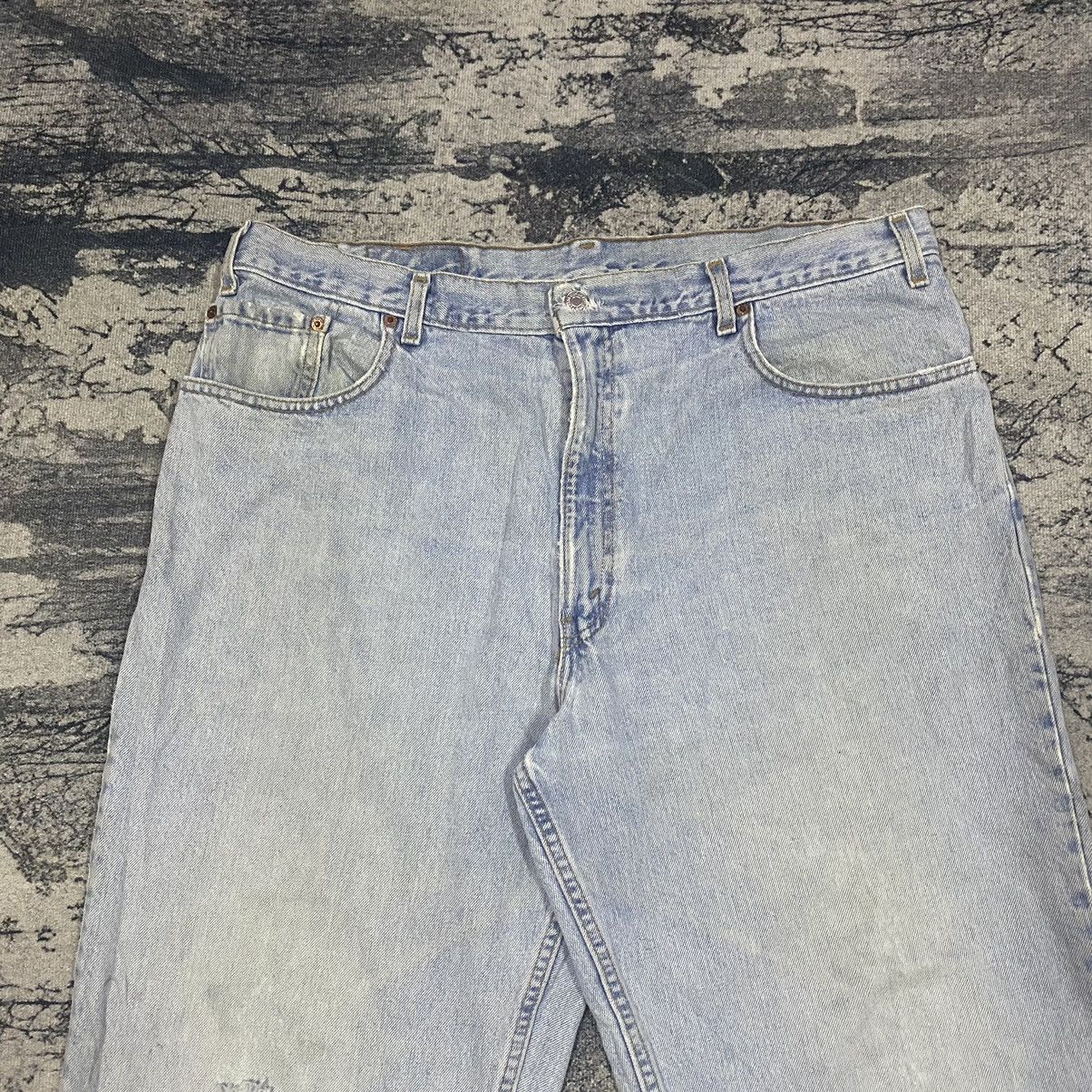 Jean × Levi's × Vintage Vintage Levis 560 90s Stright Faded Light Washed Jeans Size US 40 / EU 56 - 2 Thumbnail