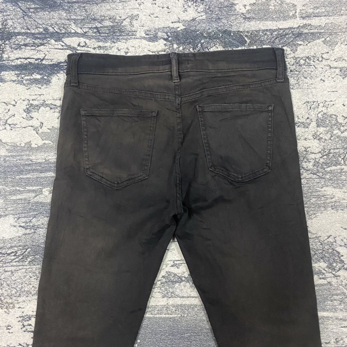 Japanese Brand × Vintage Vintage Japanese Uniqlo Faded Black Tapered Skinny Pants Size US 33 - 9 Thumbnail