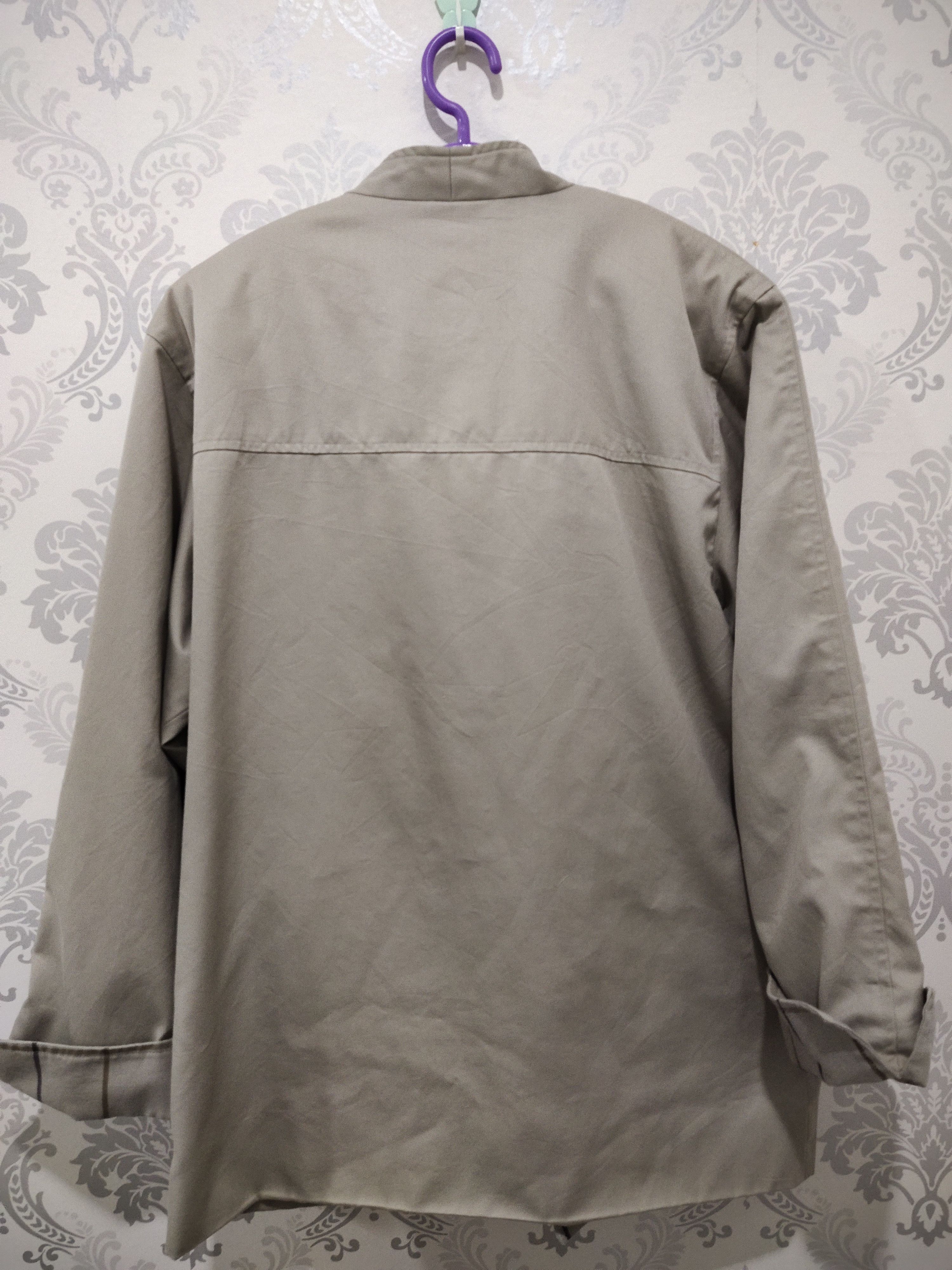 Burberry Rare!! Vintage Burberry Short Trench Coat / Jacket Size US M / EU 48-50 / 2 - 2 Thumbnail