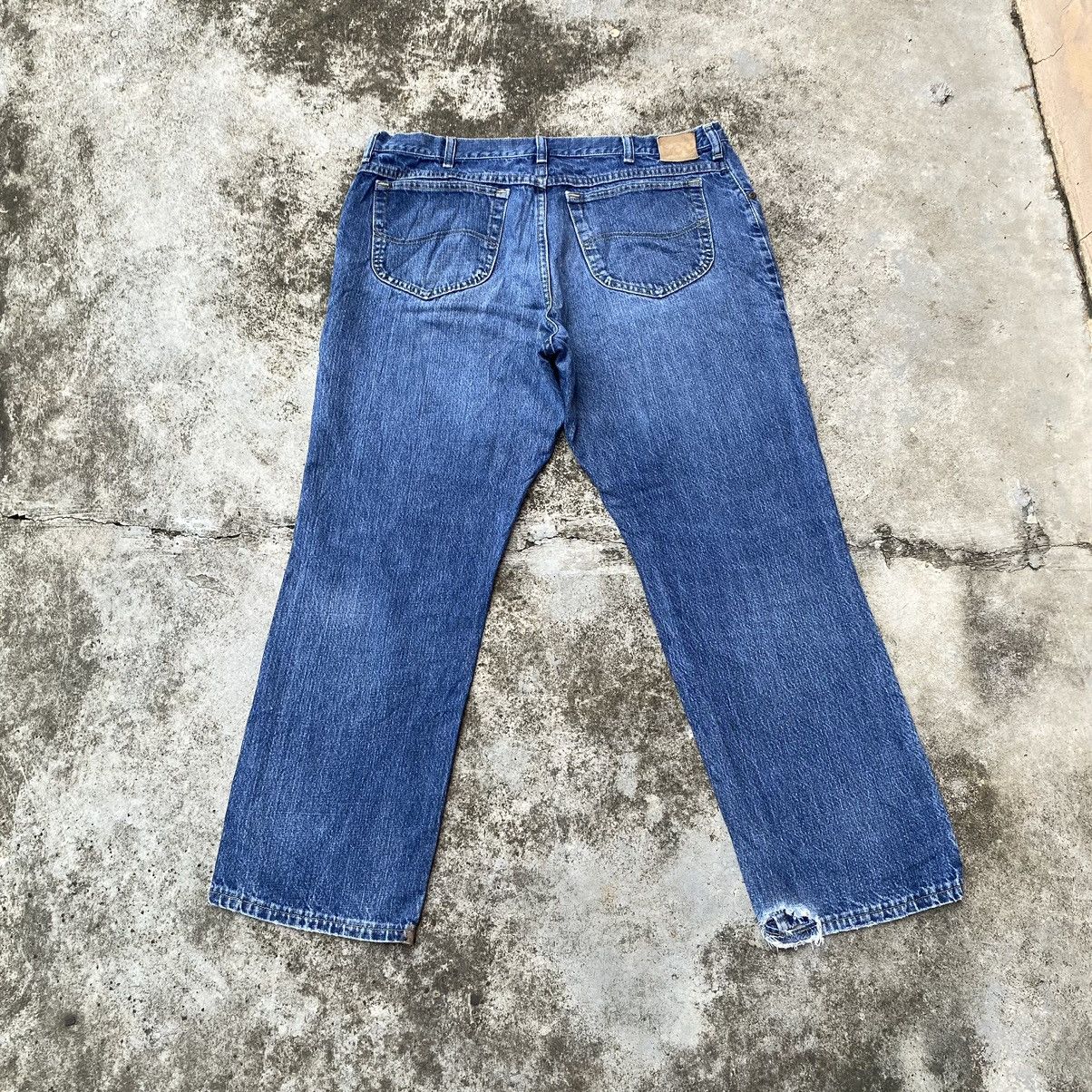 Jean × Lee × Vintage Gcw23🔥Vintage Lee Big Size Distressed Jeans 39x29 Size US 38 / EU 54 - 2 Thumbnail